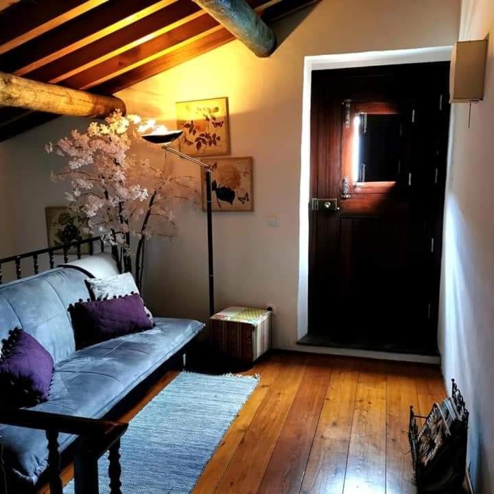 One-Bedroom House - Photo 28