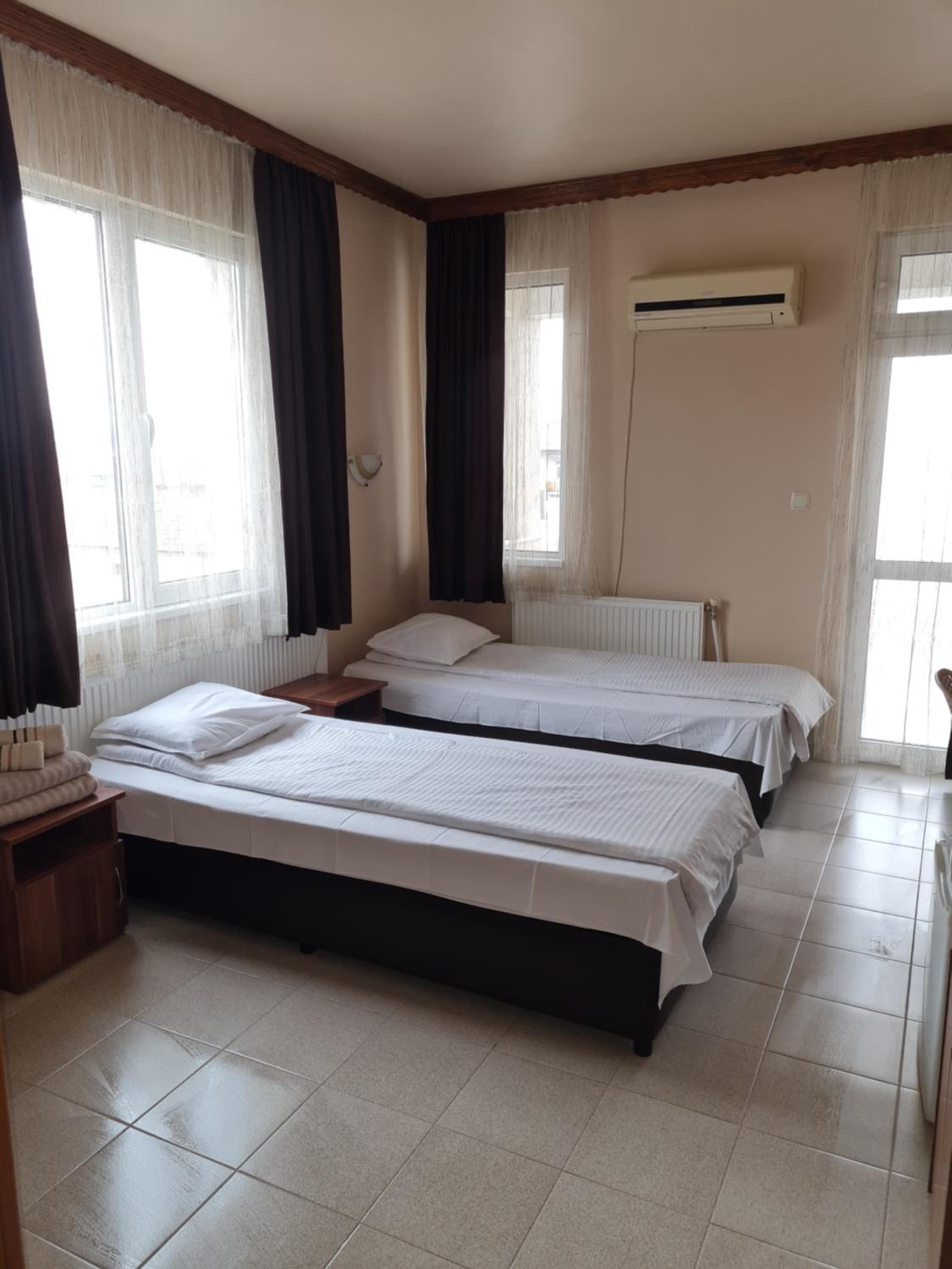 Twin Room photo 1