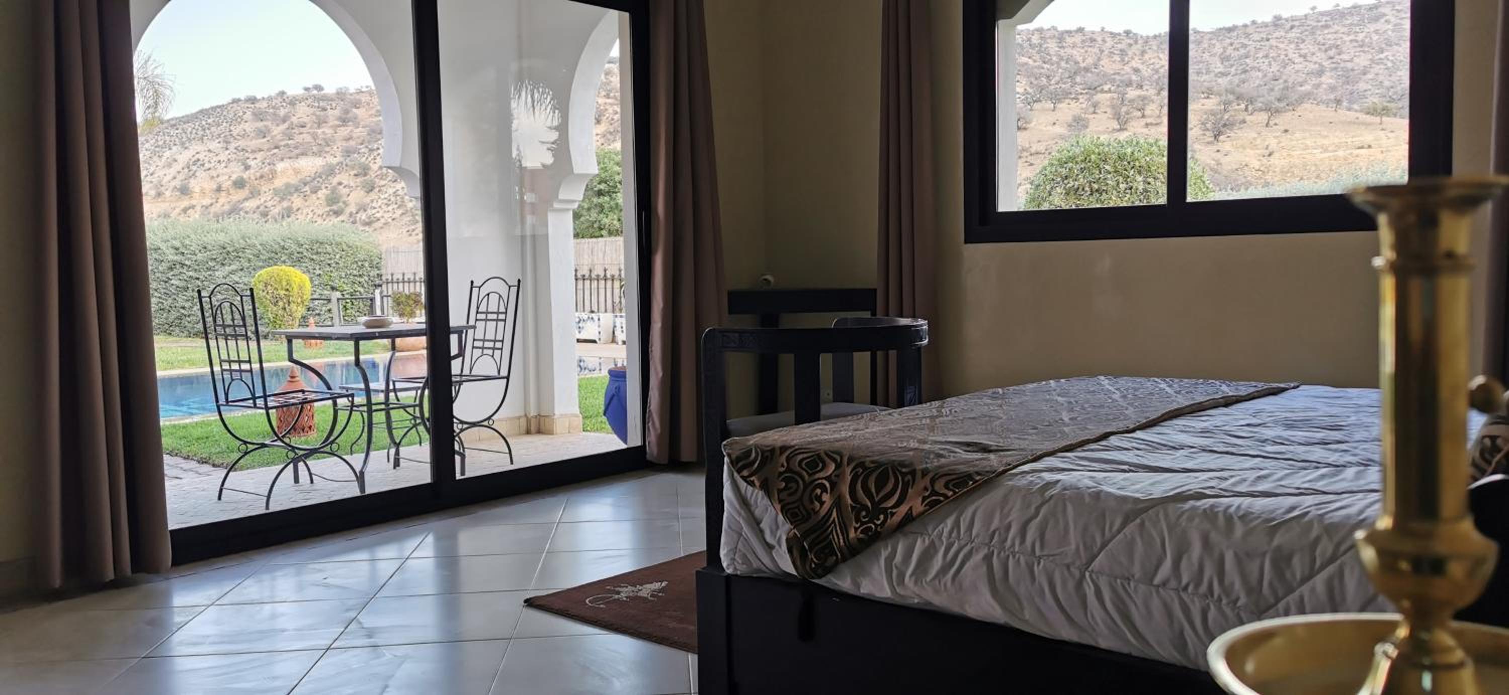 Junior Suite with Pool View - Photo 1