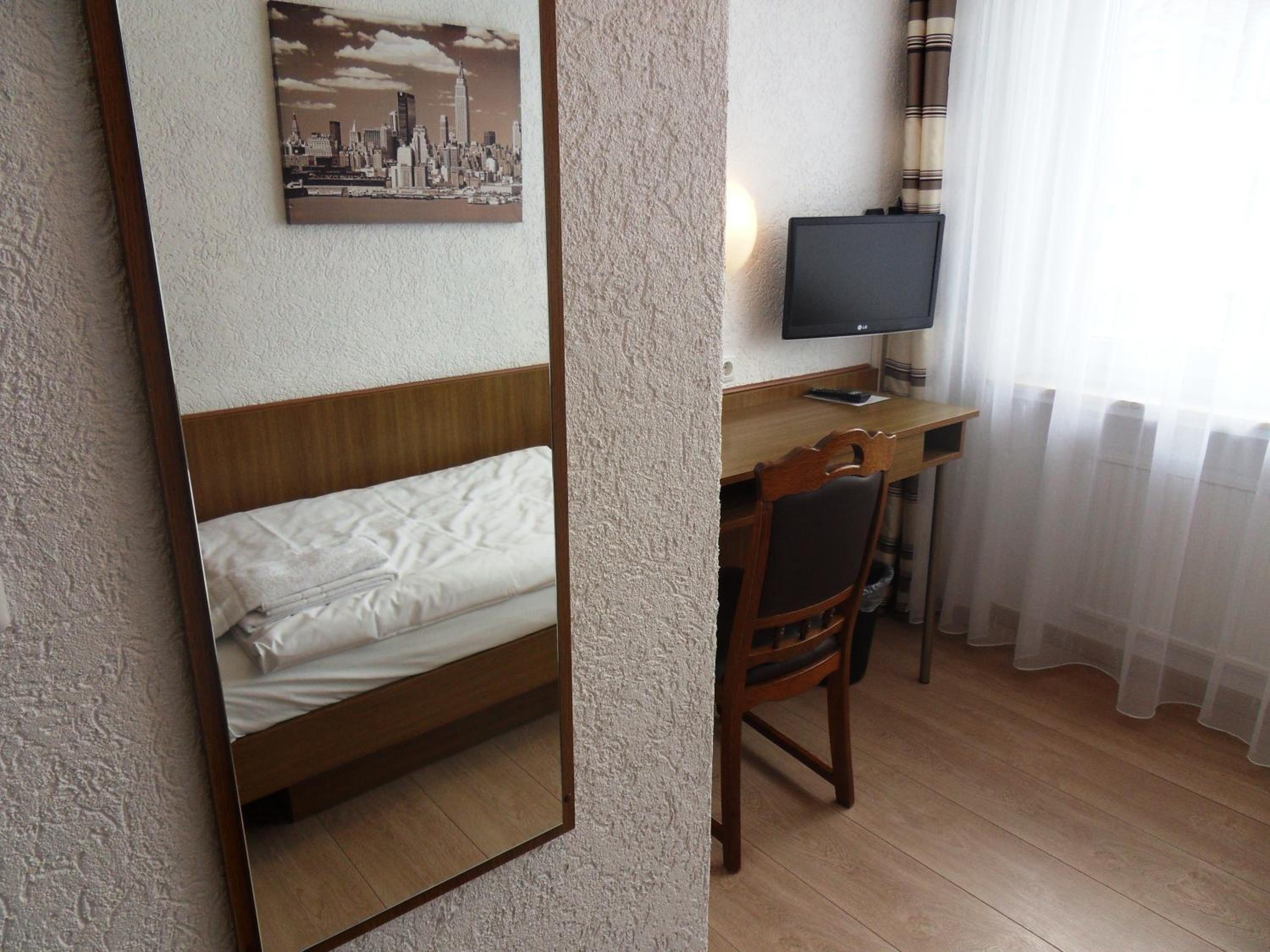 Standard Single Room photo 2