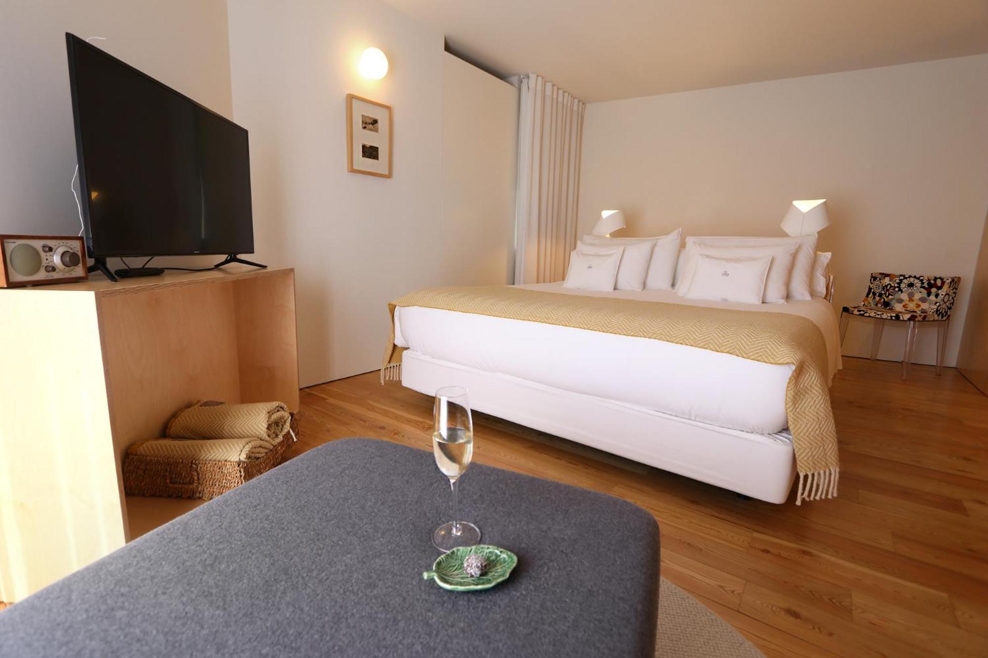 Duplex Suite - Photo 1