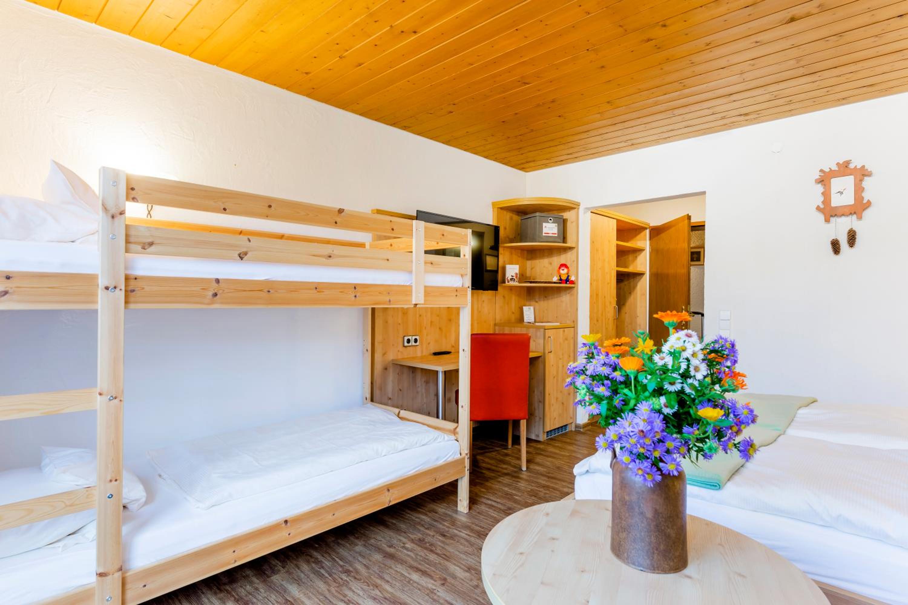 Family Suite - Photo 5