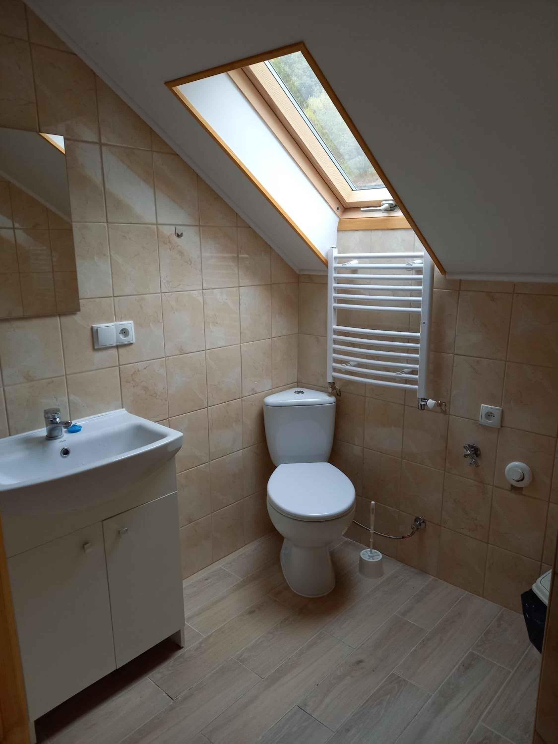 Family Room with Private Bathroom photo 1