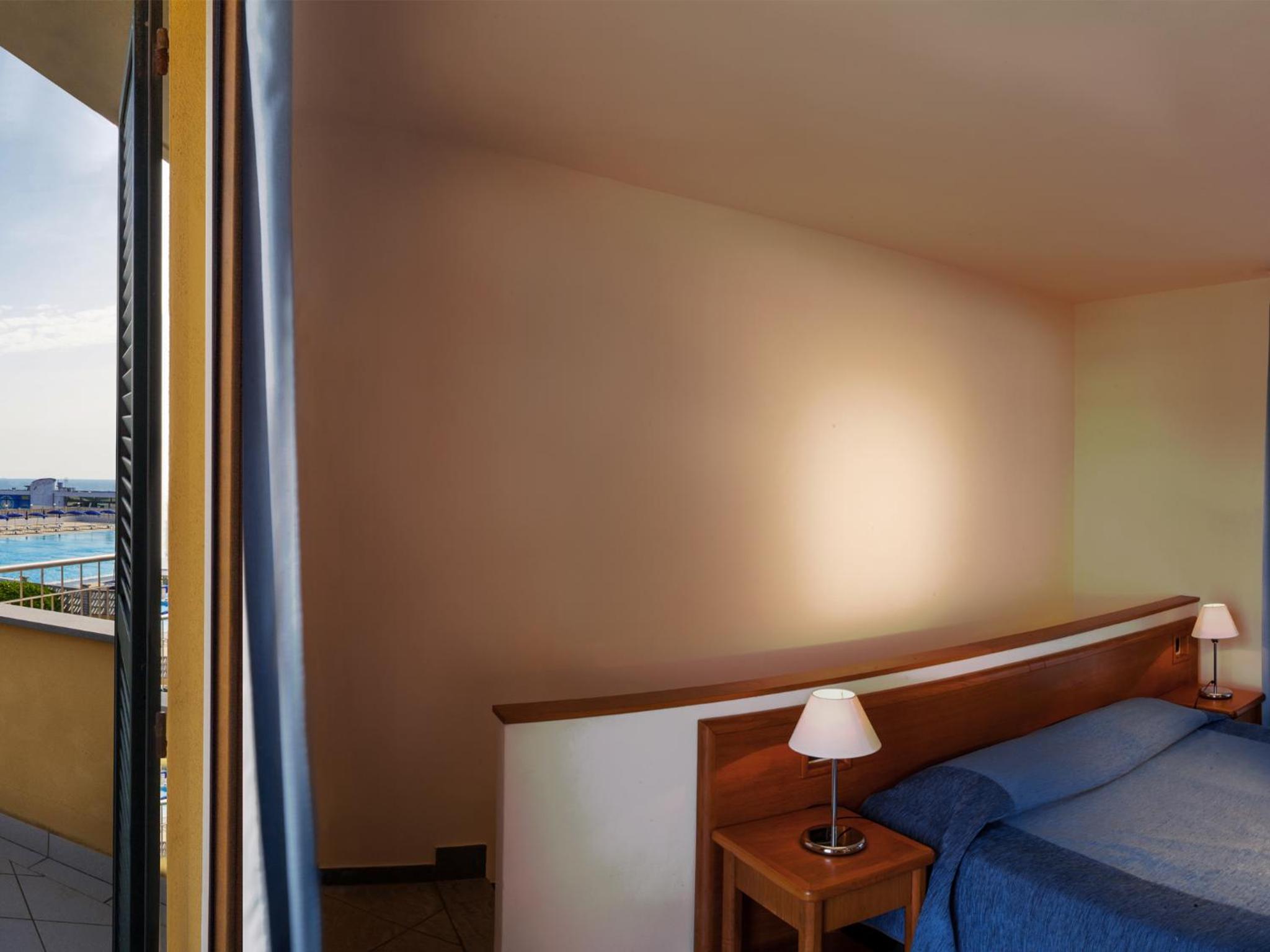 One-Bedroom Apartment (4 Adults) photo 1
