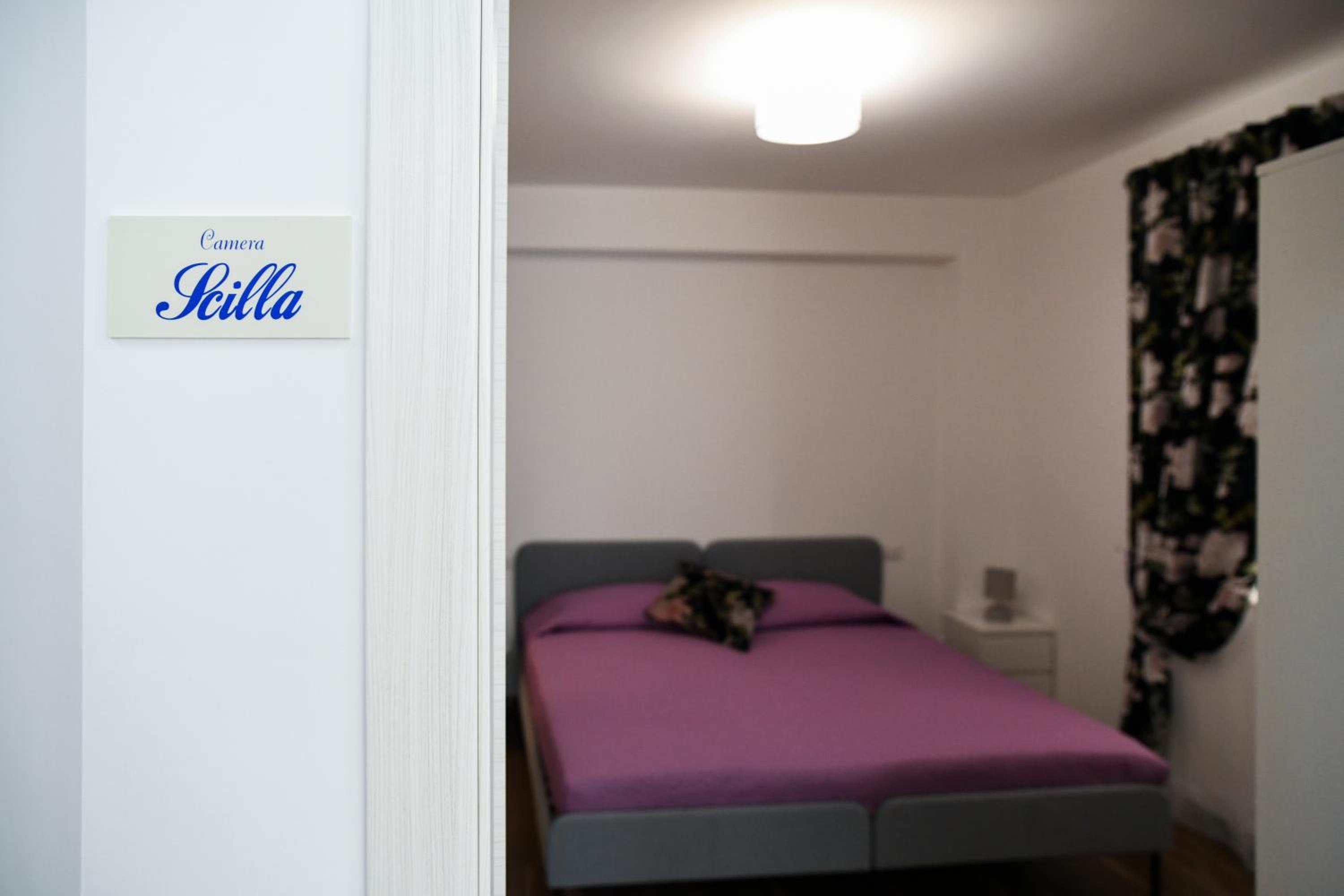Double Room with Private Bathroom photo 2