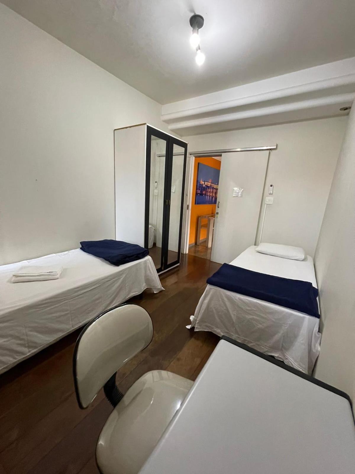 Large Double Room - Photo 1