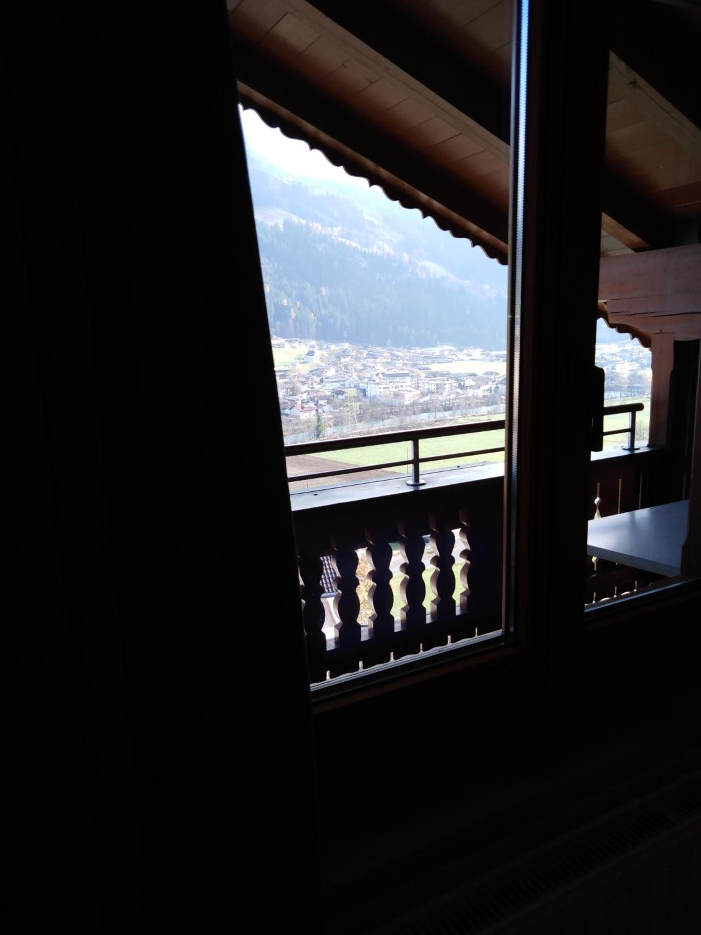 Apartment with Balcony photo 2