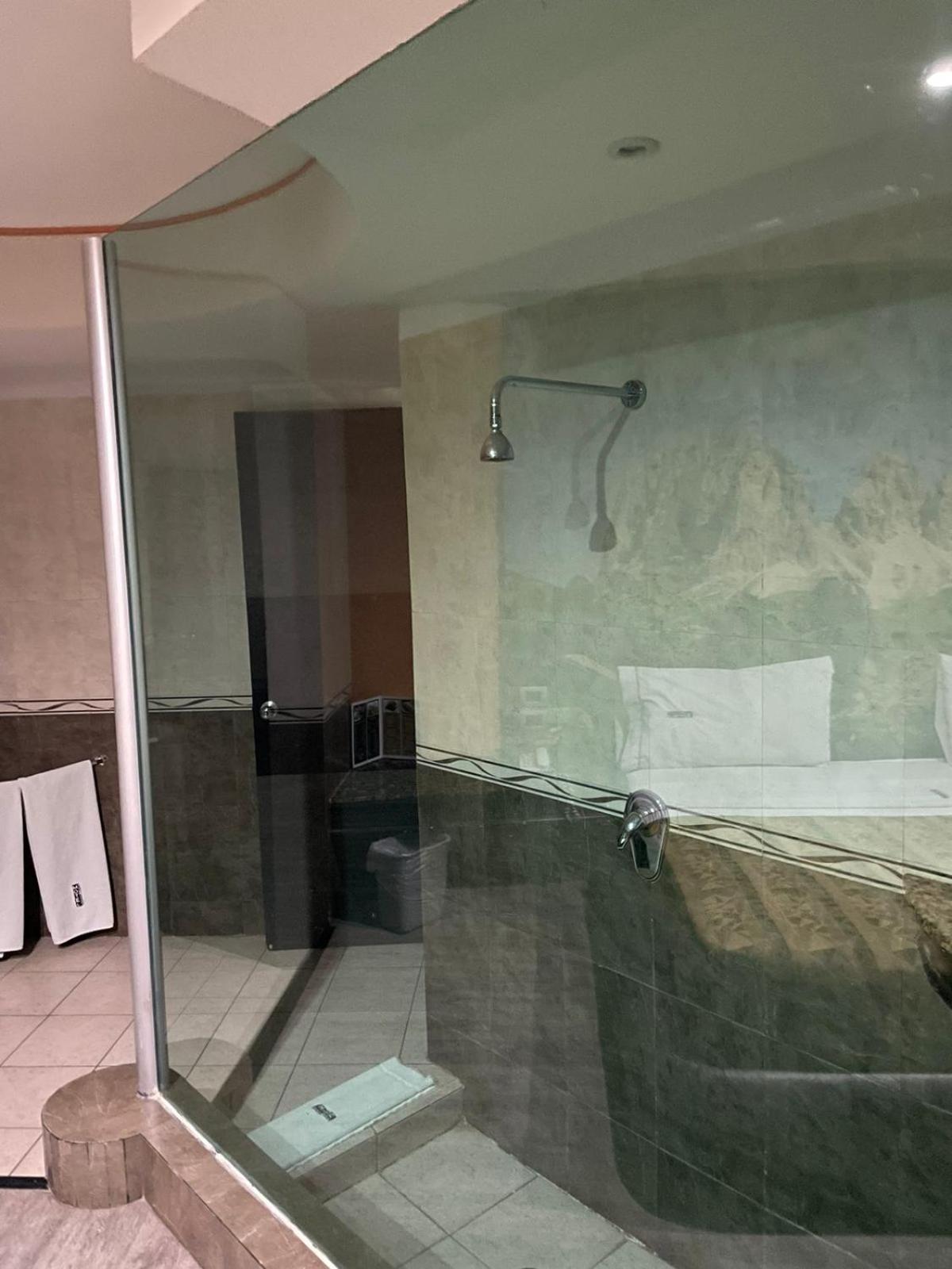 Standard Suite photo 2
