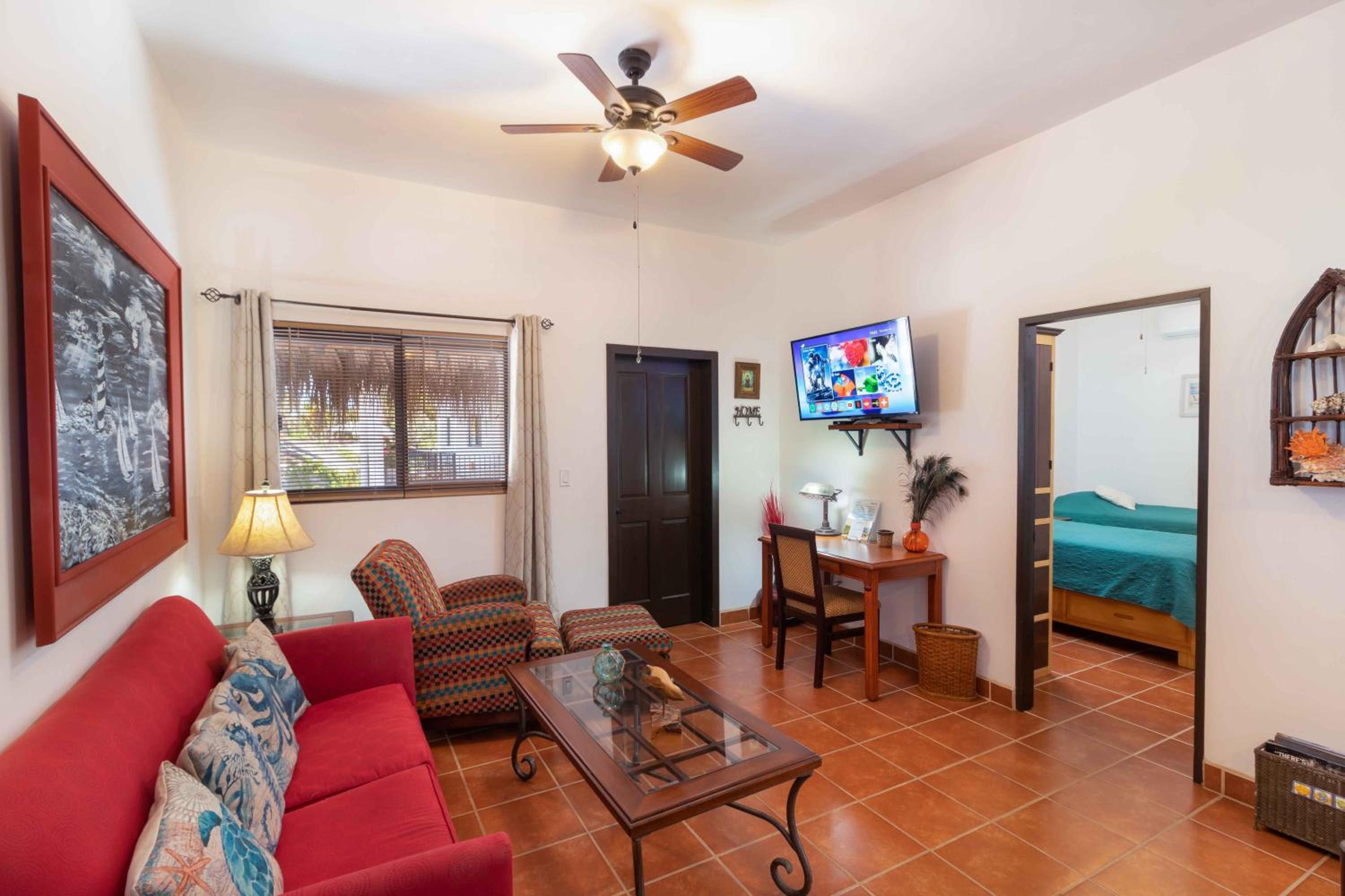 Three-Bedroom Apartment photo 2