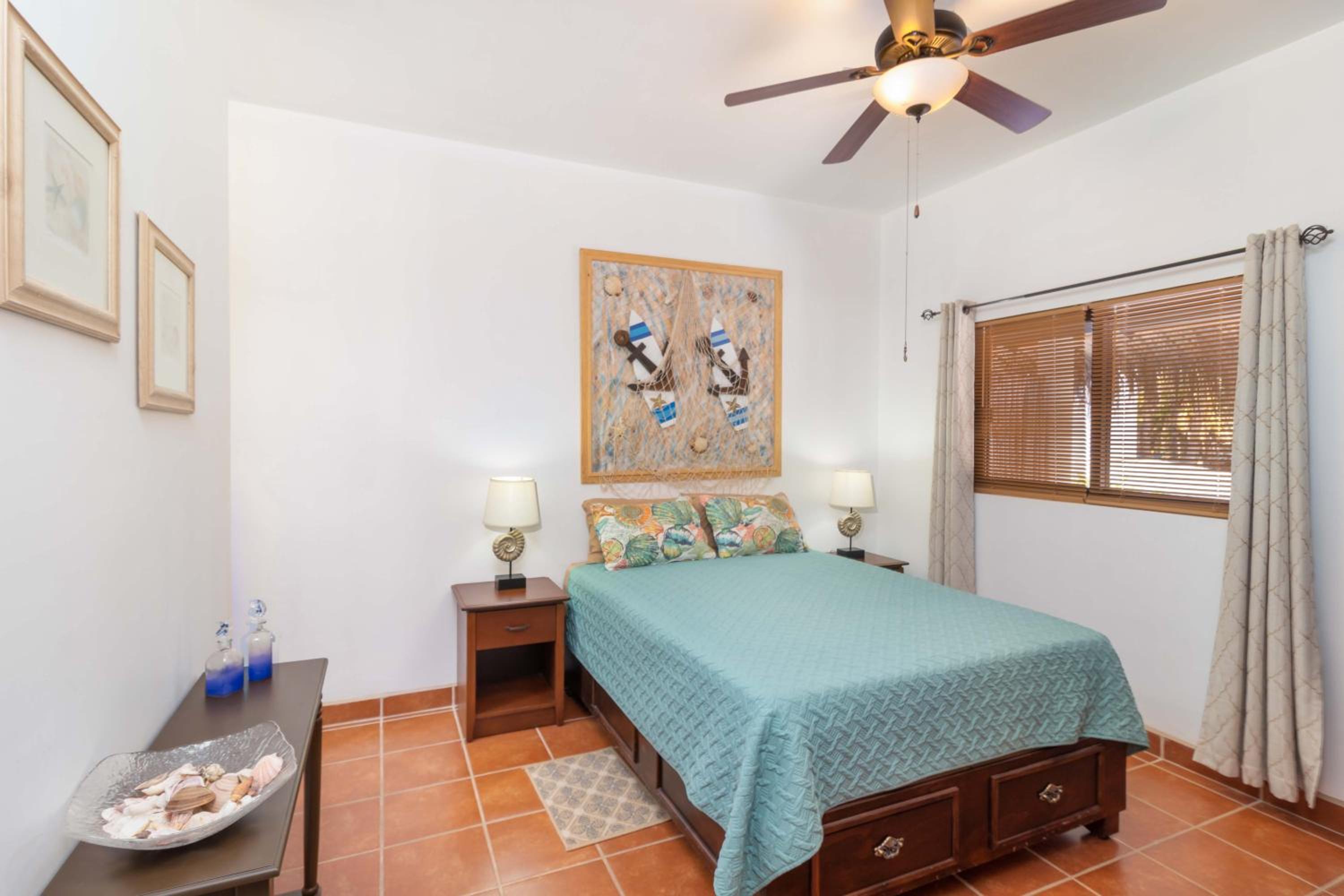 Three-Bedroom Apartment photo 1