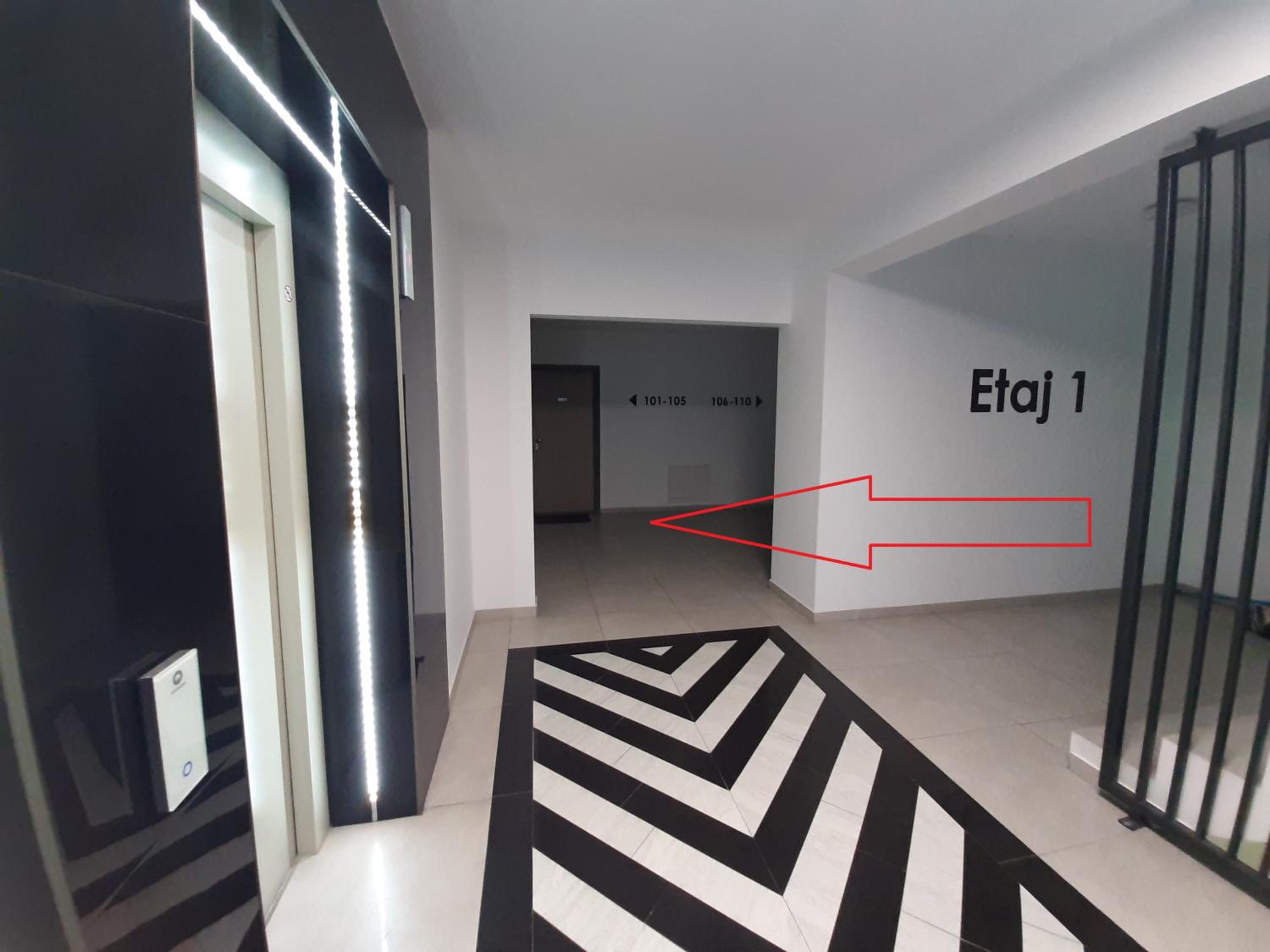 One-Bedroom Apartment - Photo 25
