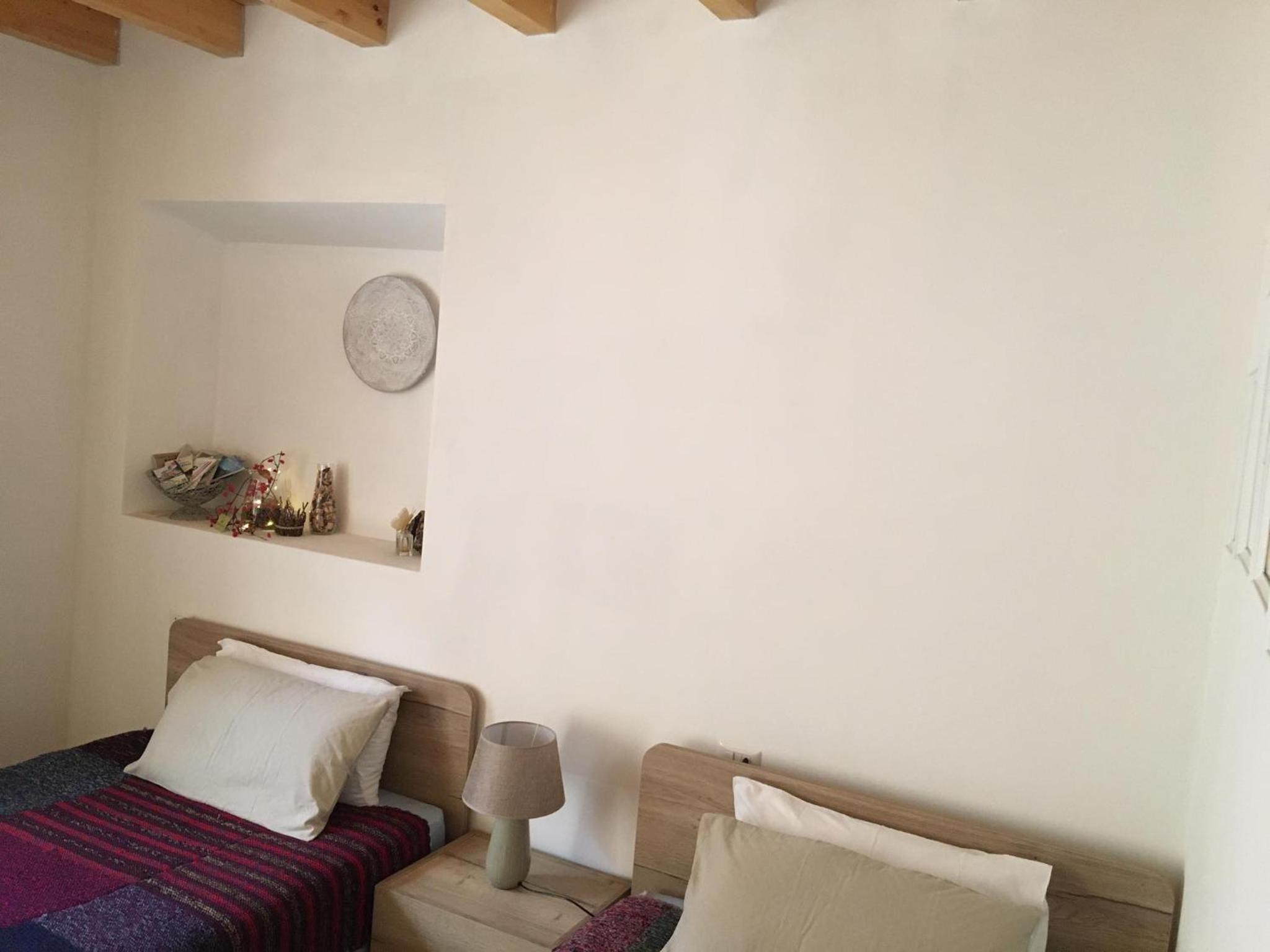 Quadruple Room with Private Bathroom - Photo 37