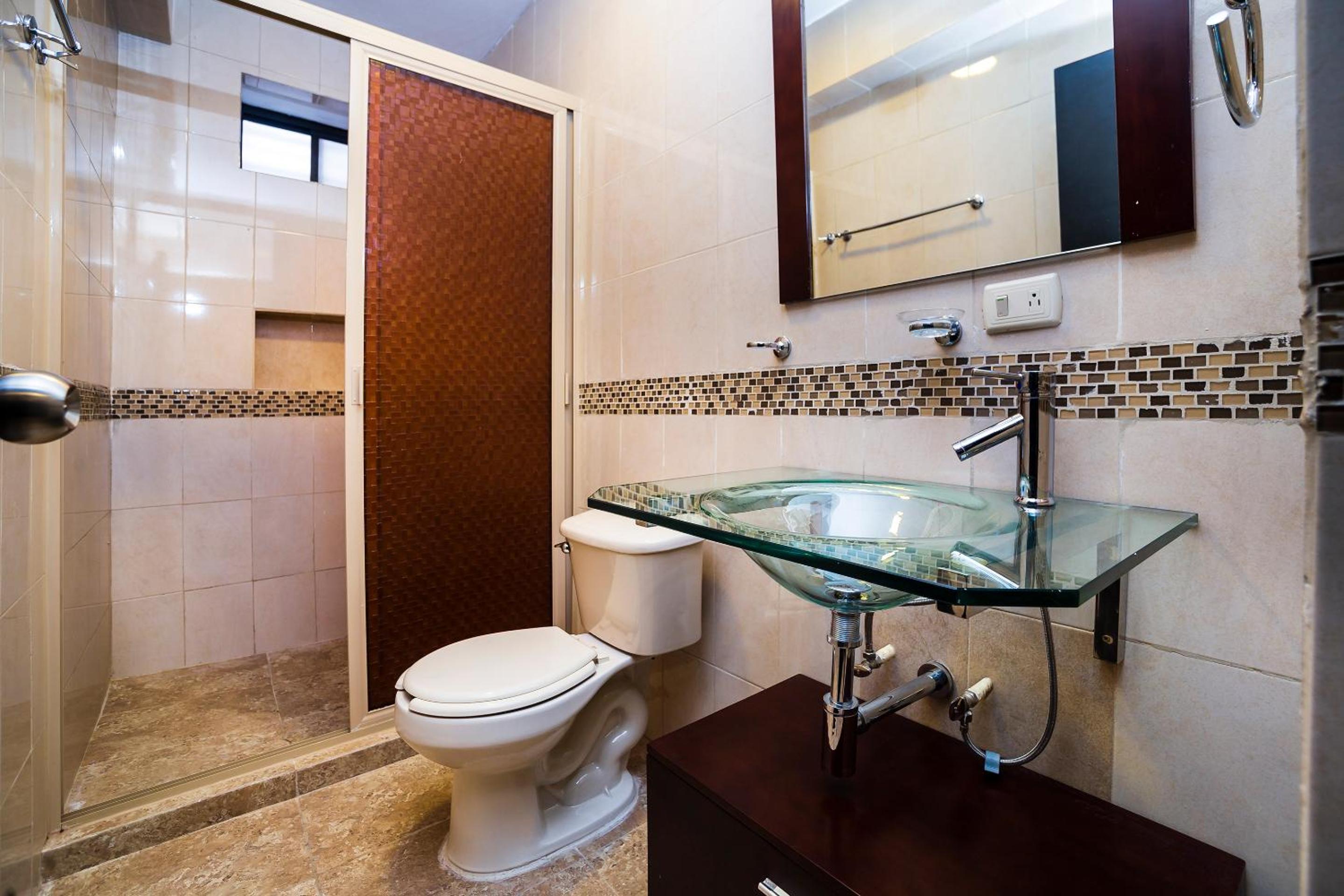 King Suite - Photo 4