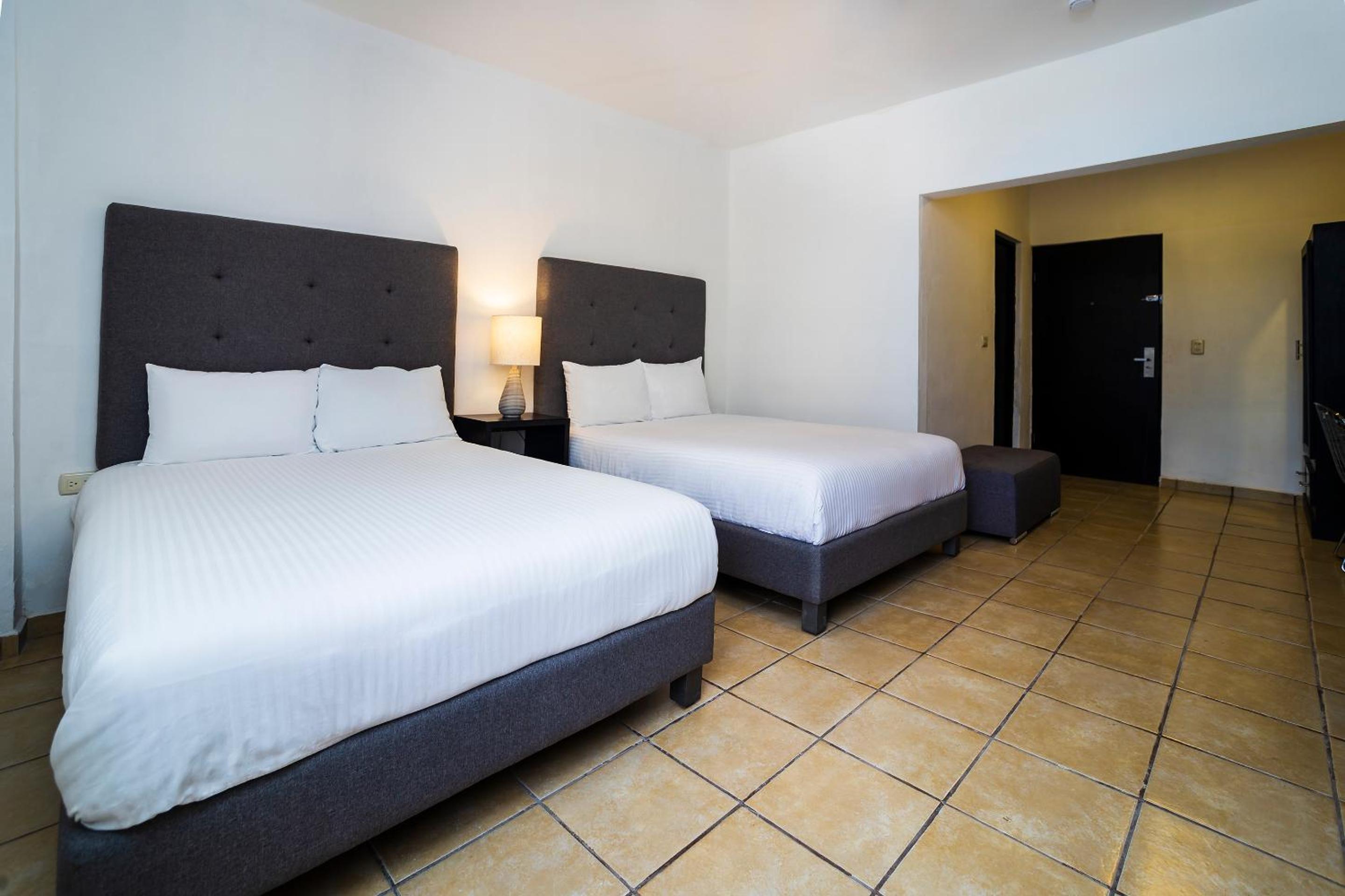Standard Double Suite - Photo 1