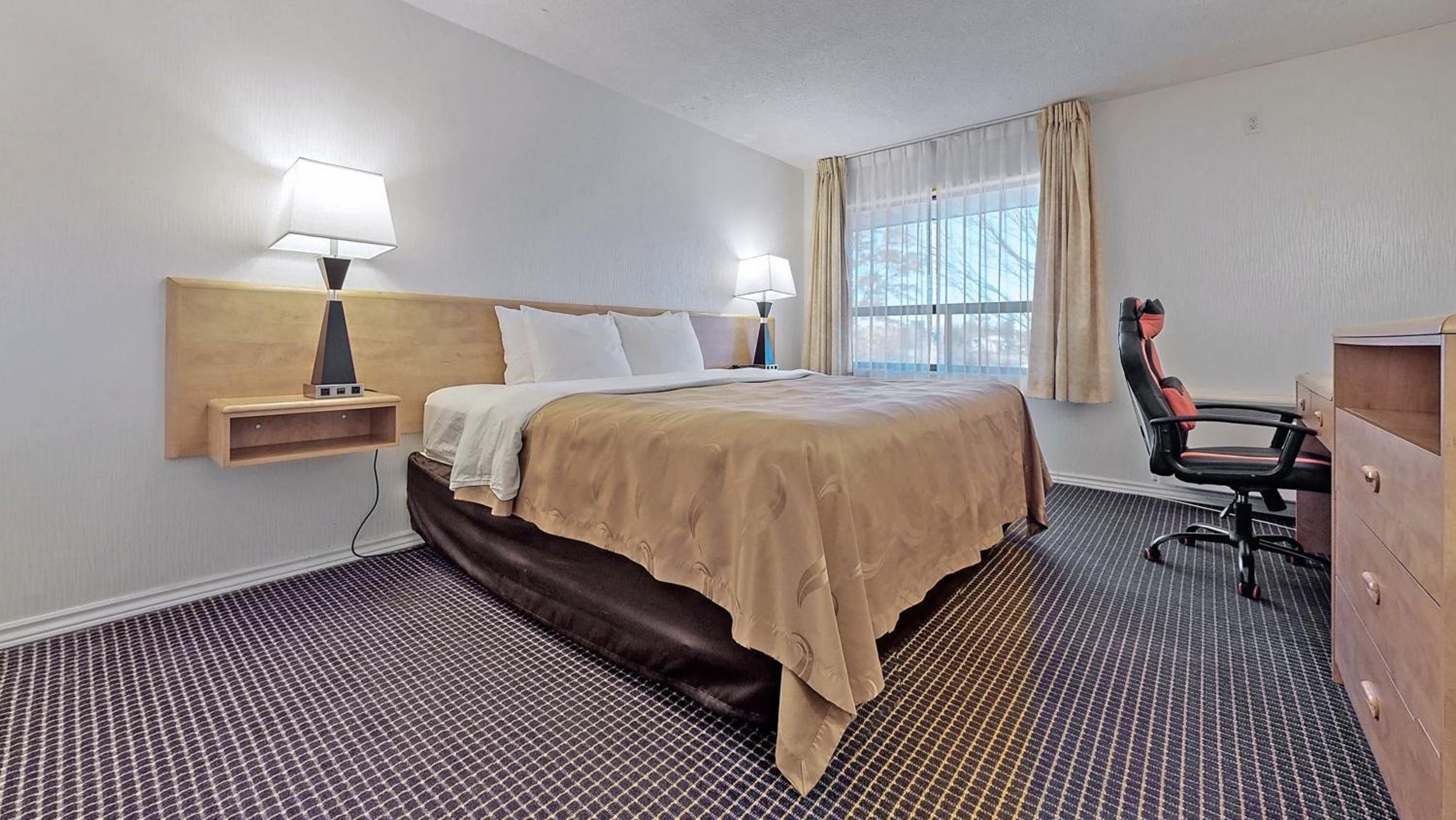 Standard Double Room With Two Double Beds - Non-Smoking - Photo 1