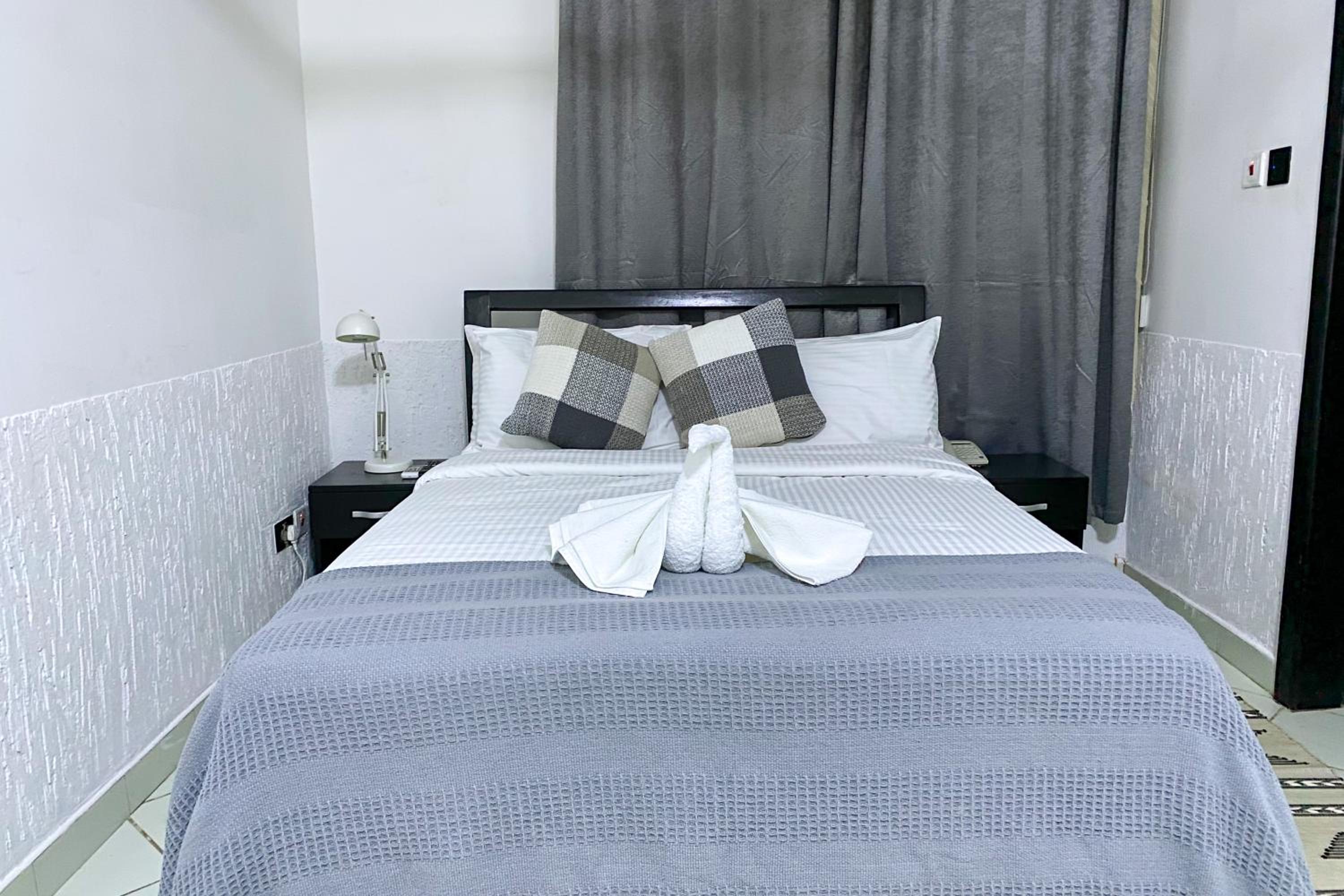Double Room - Photo 2