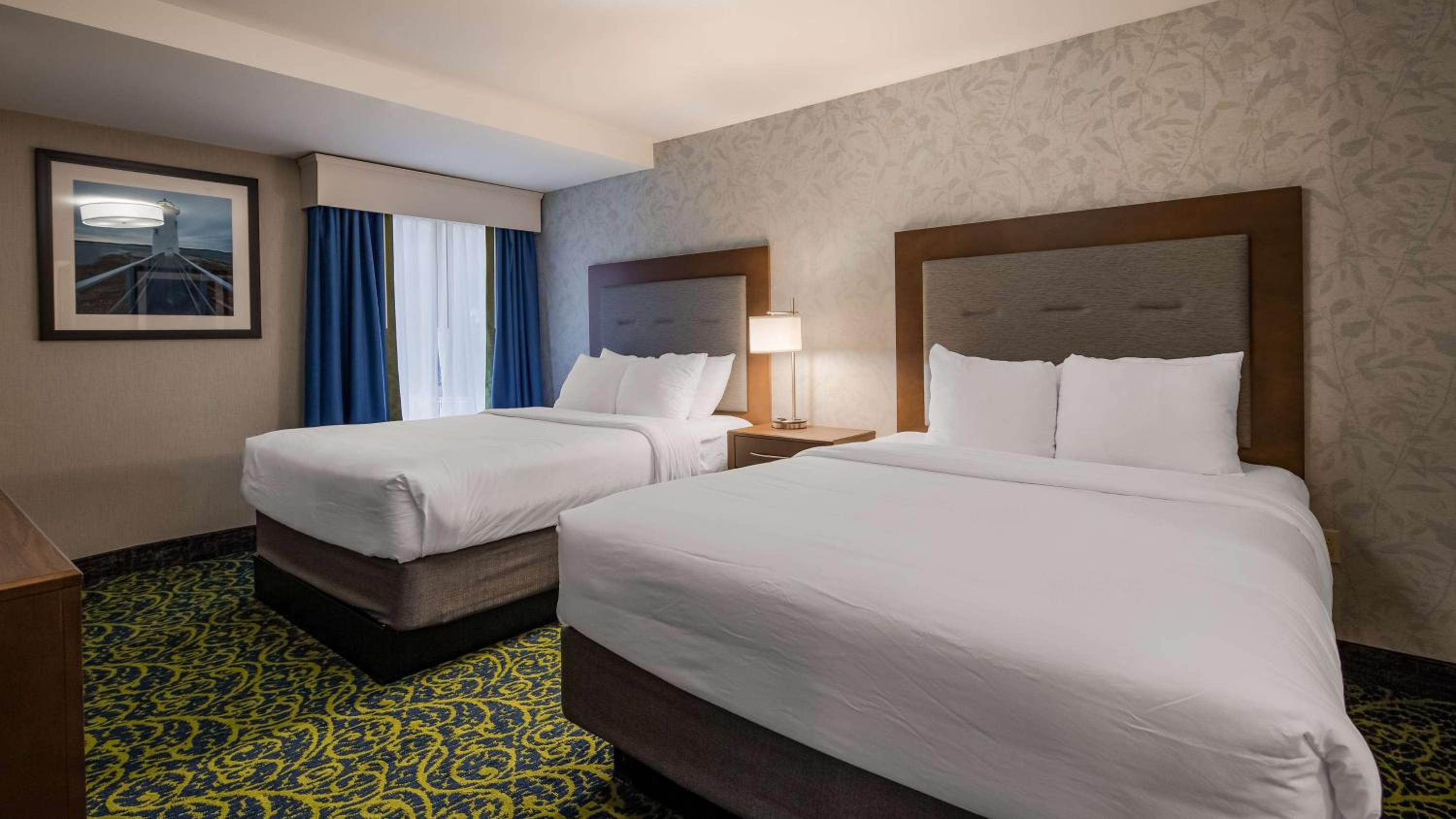 Queen Suite with Two Queen Beds and Full Kitchen - Non-Smoking photo 1