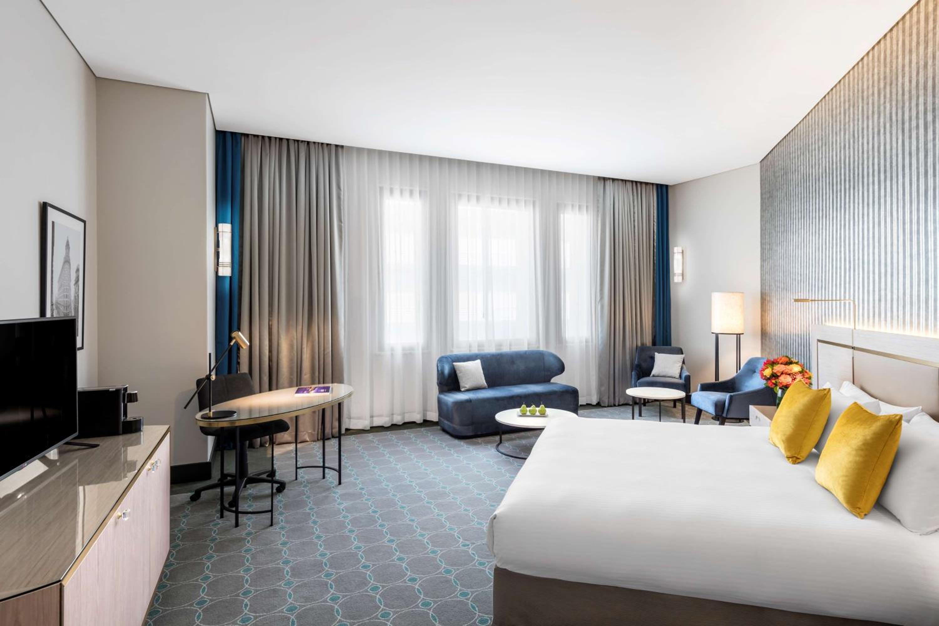 Paradox Studio Spa Suite - King