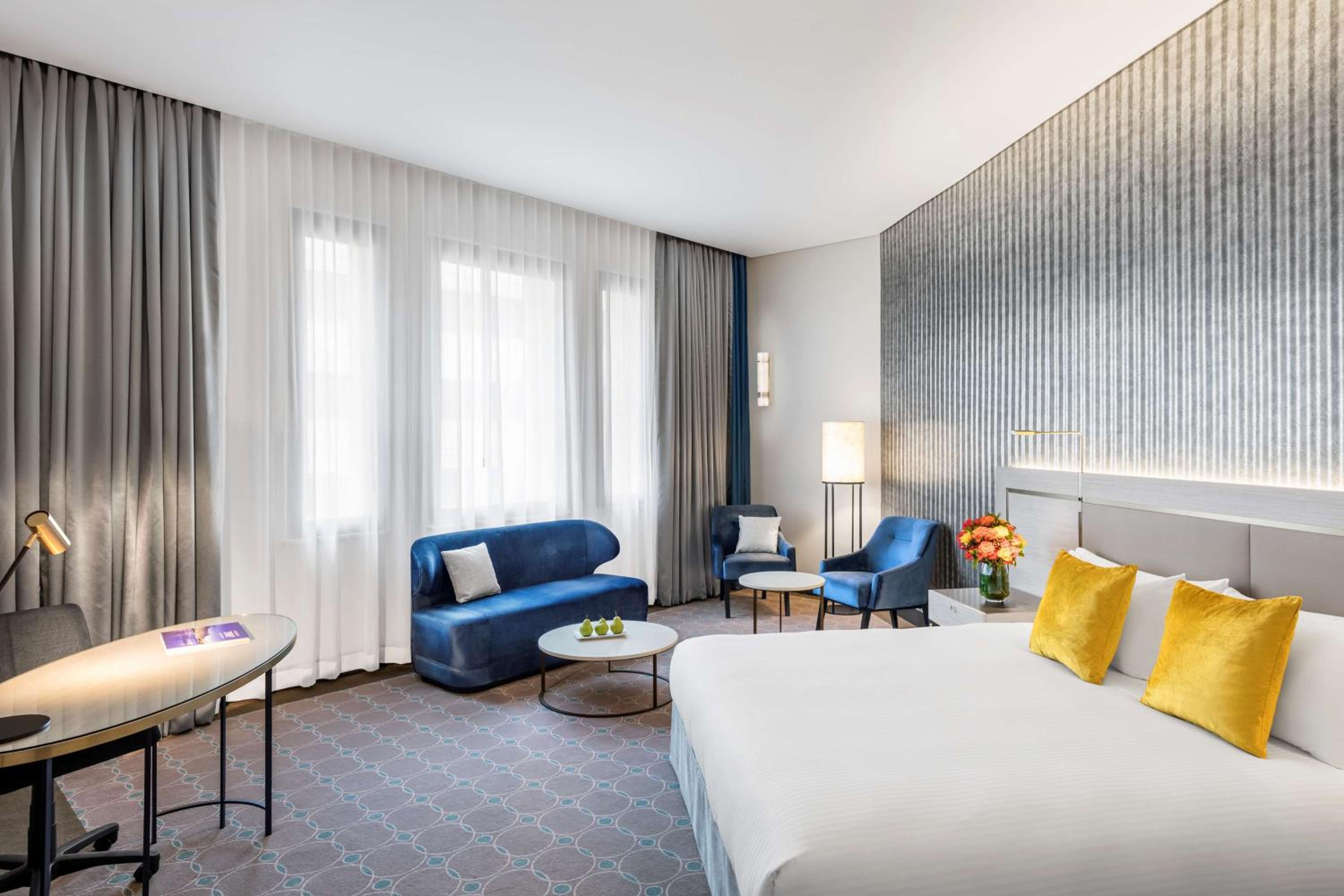 Paradox Studio Spa Suite - King