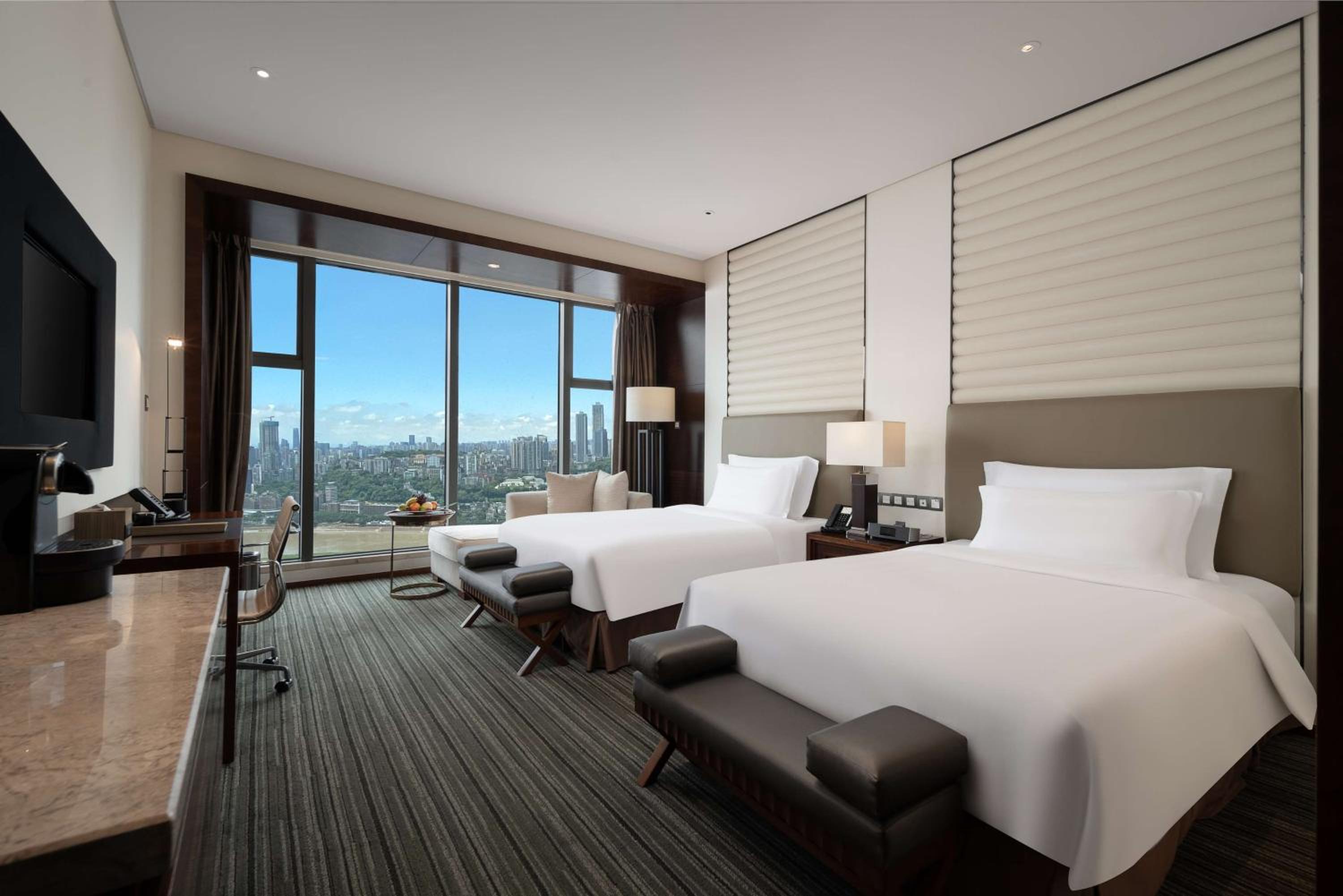 Executive Room with Yangtze River View - Photo 4