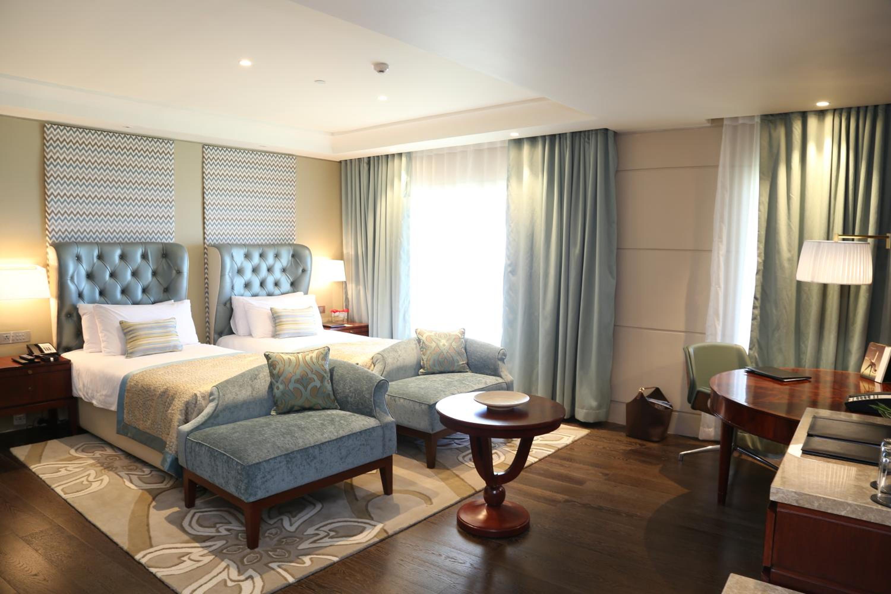 Taj Club Room City View Twin Bed - Photo 3