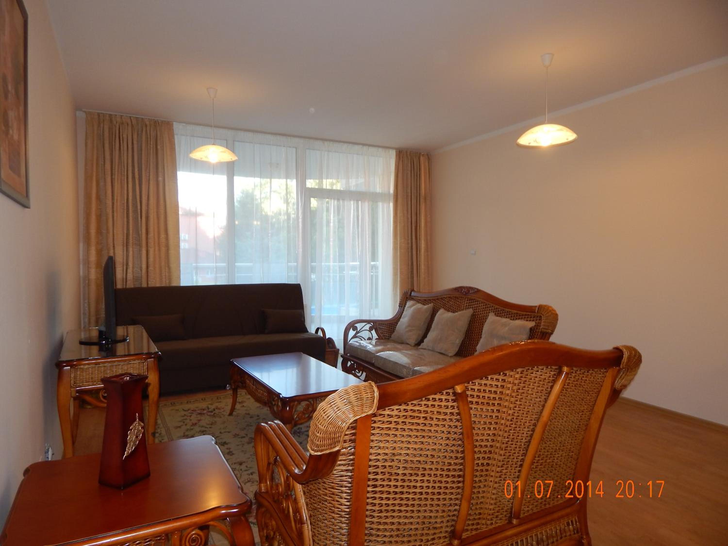 One-Bedroom Apartment photo 3