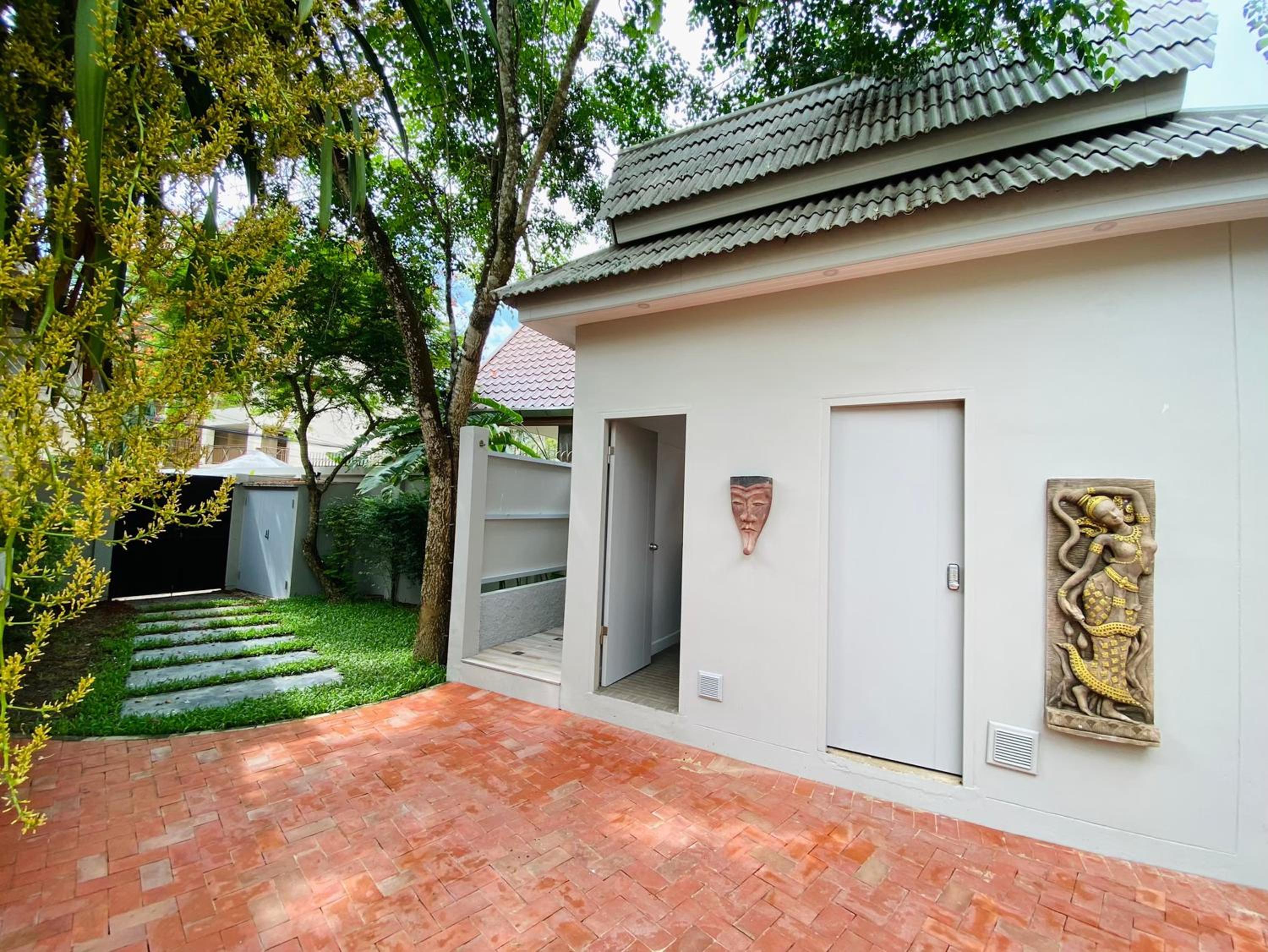 One-Bedroom Villa with Private Pool - Photo 7