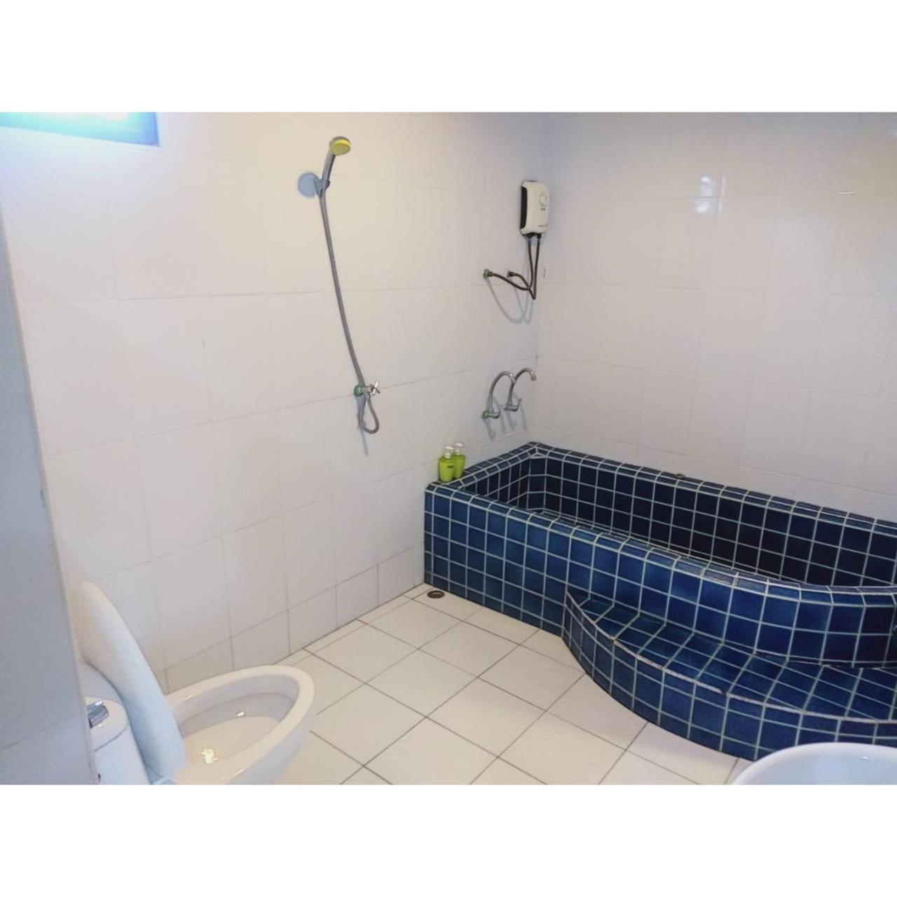 Deluxe Double Room With Bath photo 3