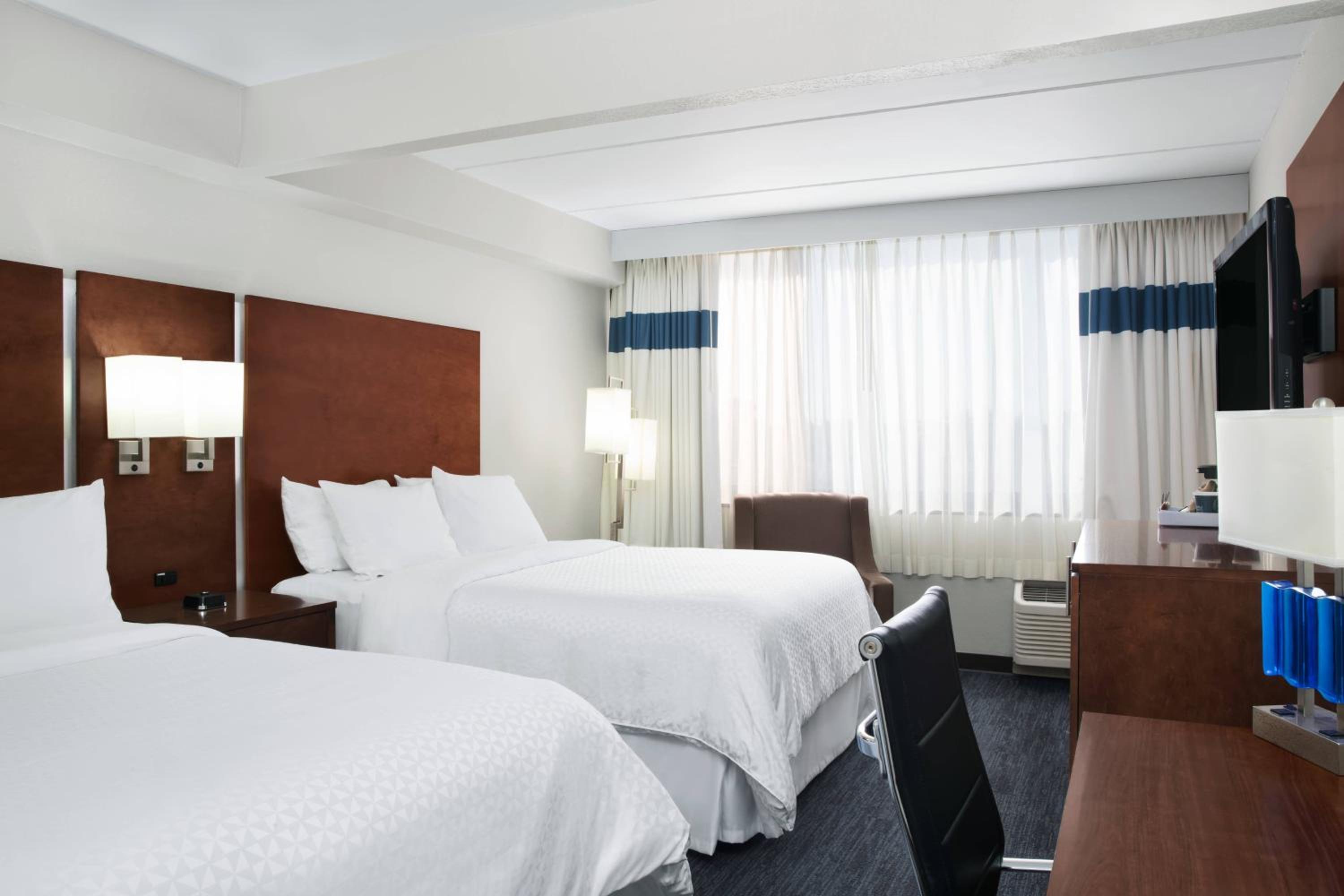 Queen Room with Two Queen Beds - Photo 1