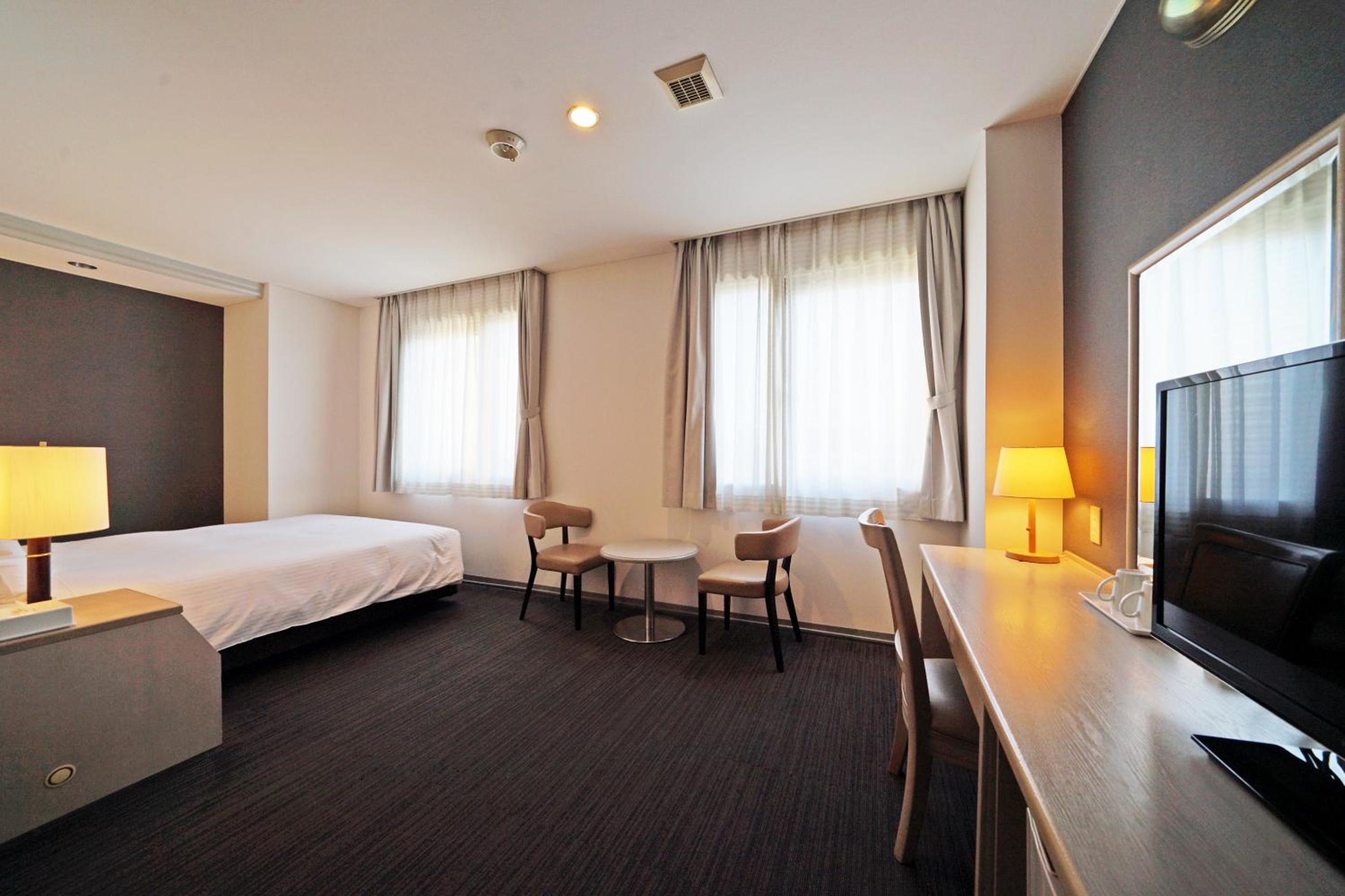 Deluxe Double Room - Non Smoking photo 3