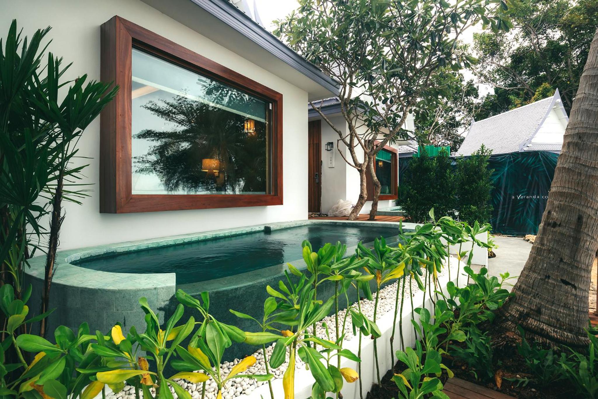 Premier Beachfront with Plunge Pool  - Photo 3