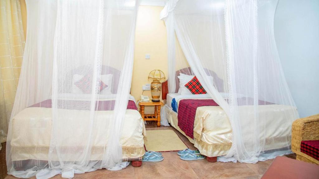 Standard Twin Room with Garden View