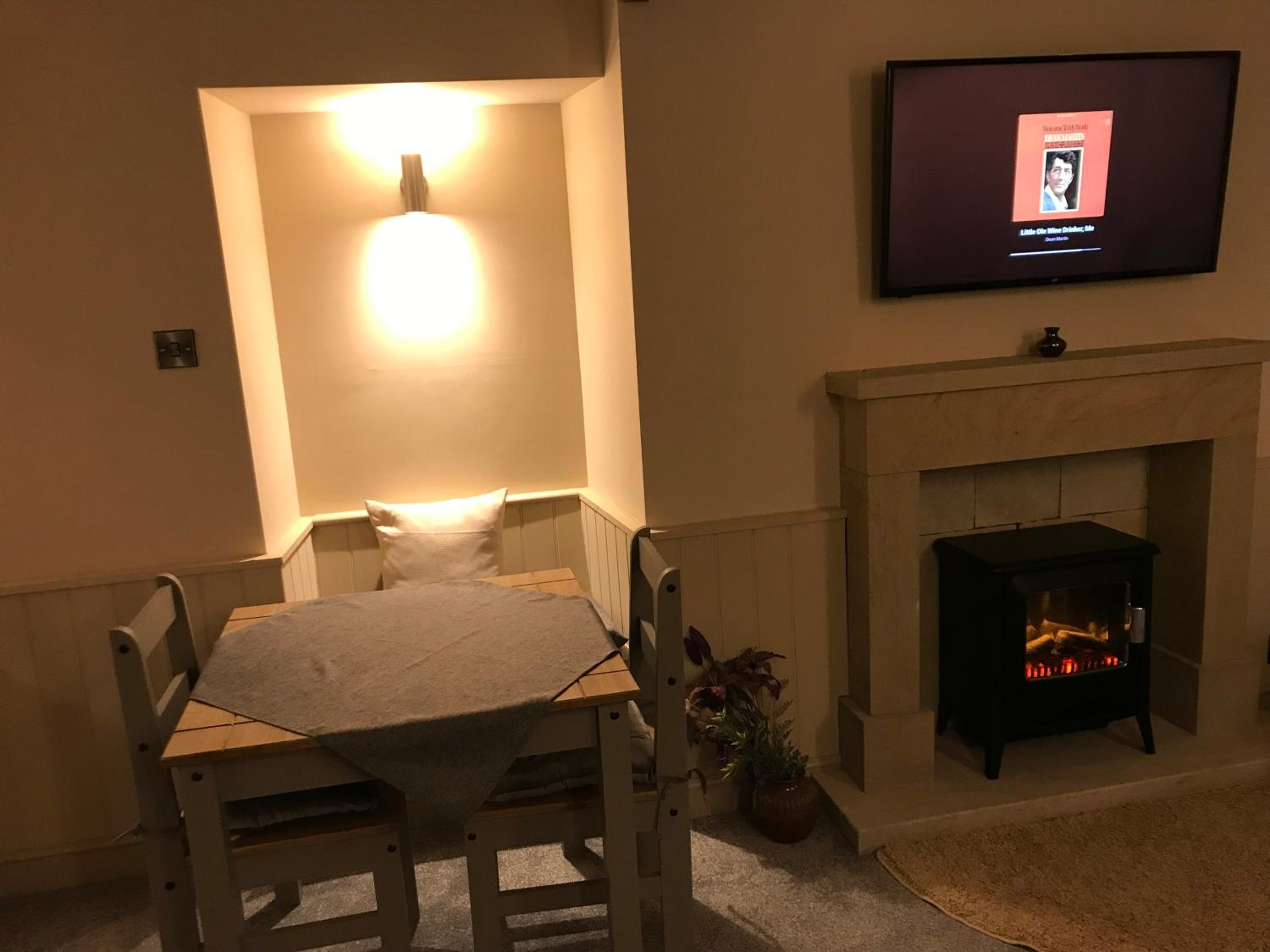 One-Bedroom House photo 3