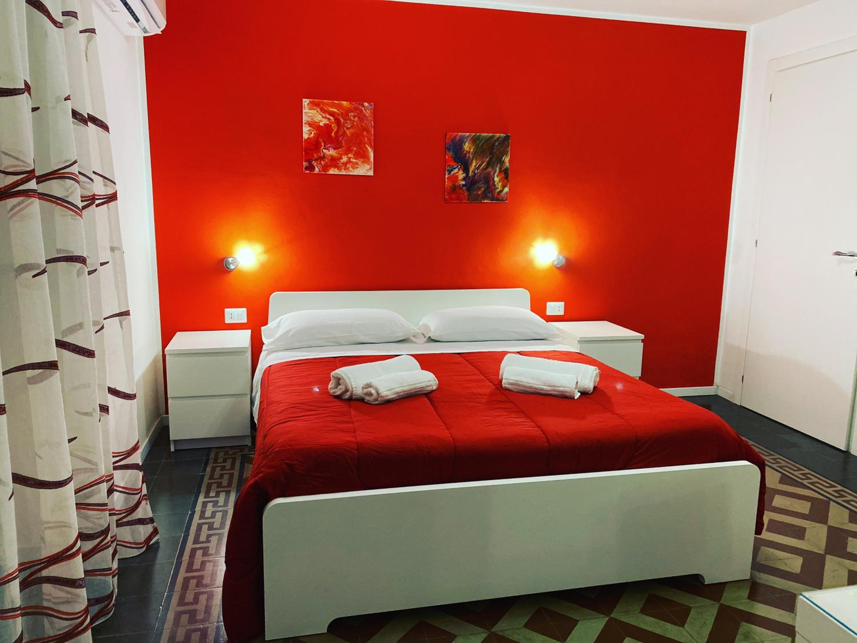 Double Room with Private Bathroom - Photo 1