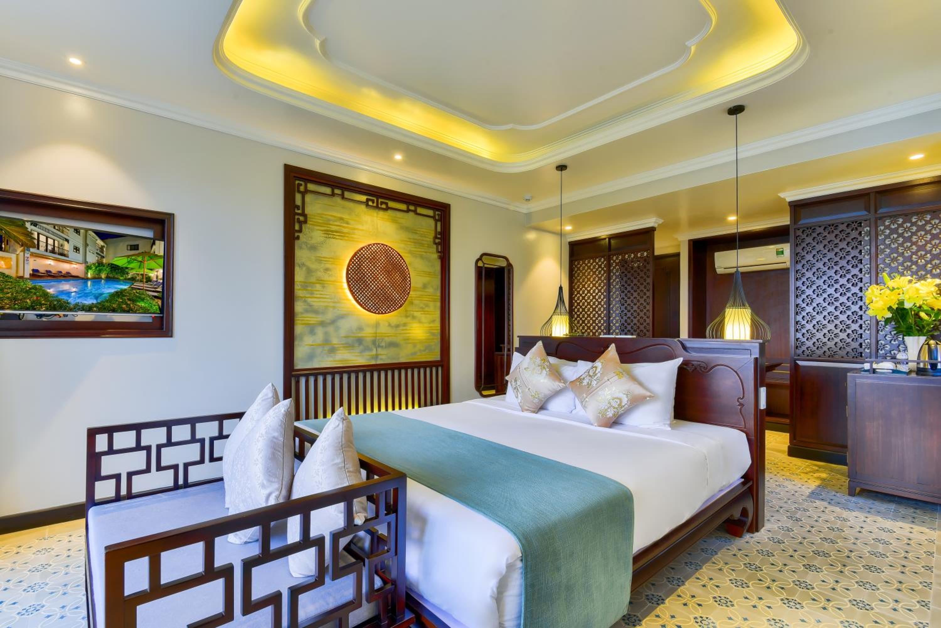 Luxury Double Room with Balcony and River View photo 3