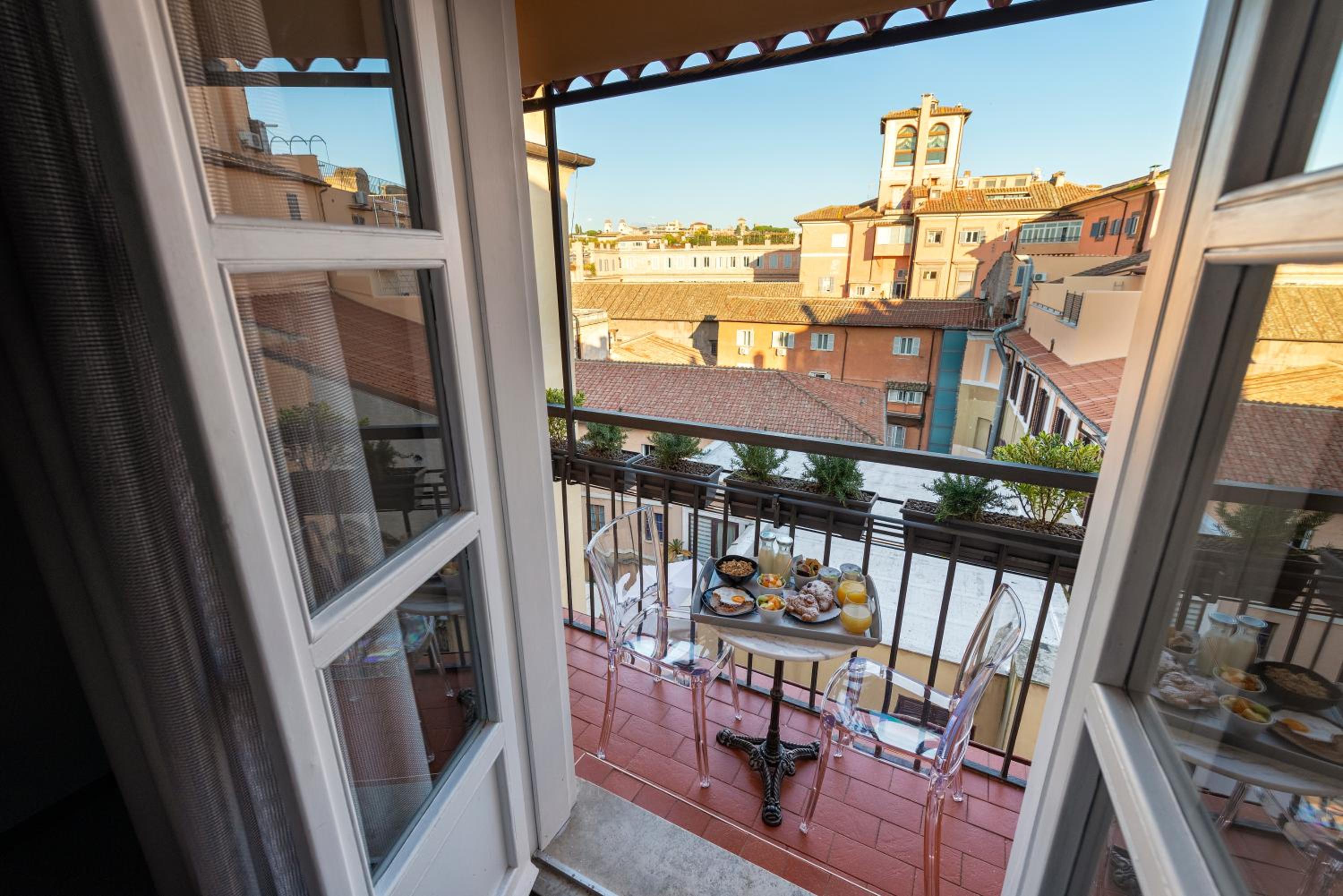 Double Room with Balcony photo 2