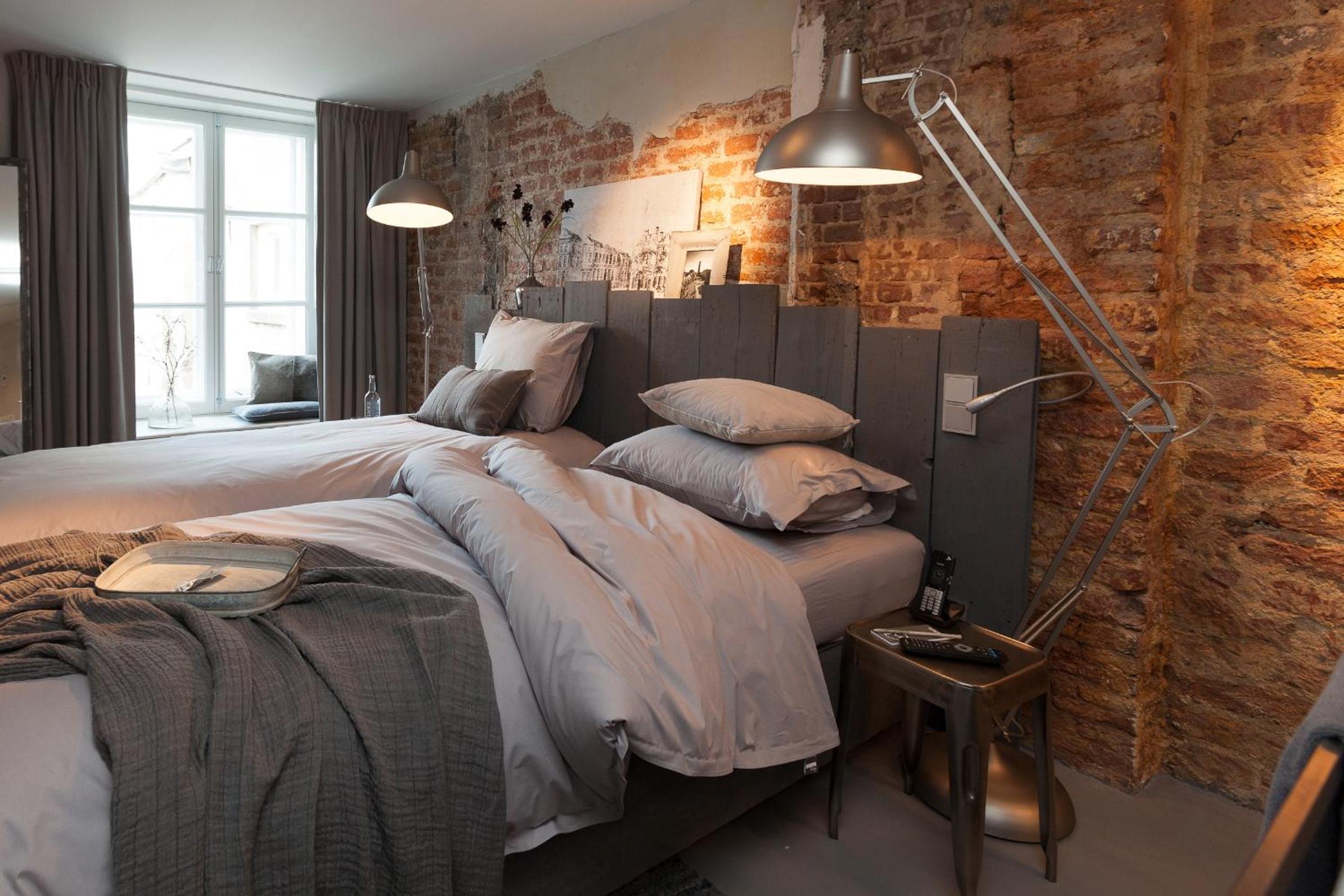 Large Double Room photo 2