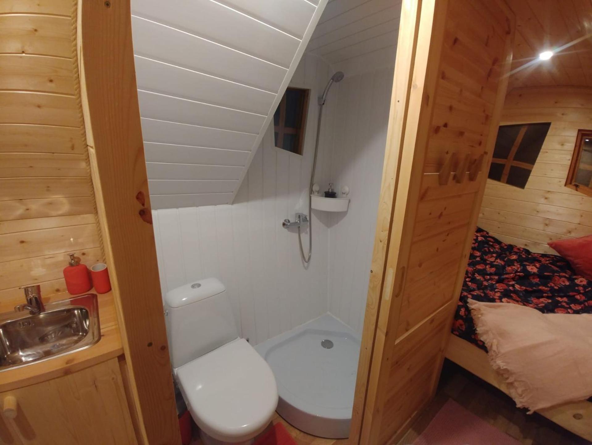 One-Bedroom Chalet - Photo 5