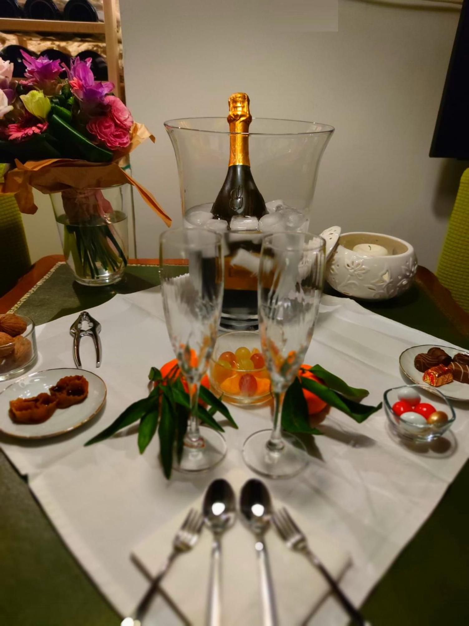 Executive Suite - Photo 8
