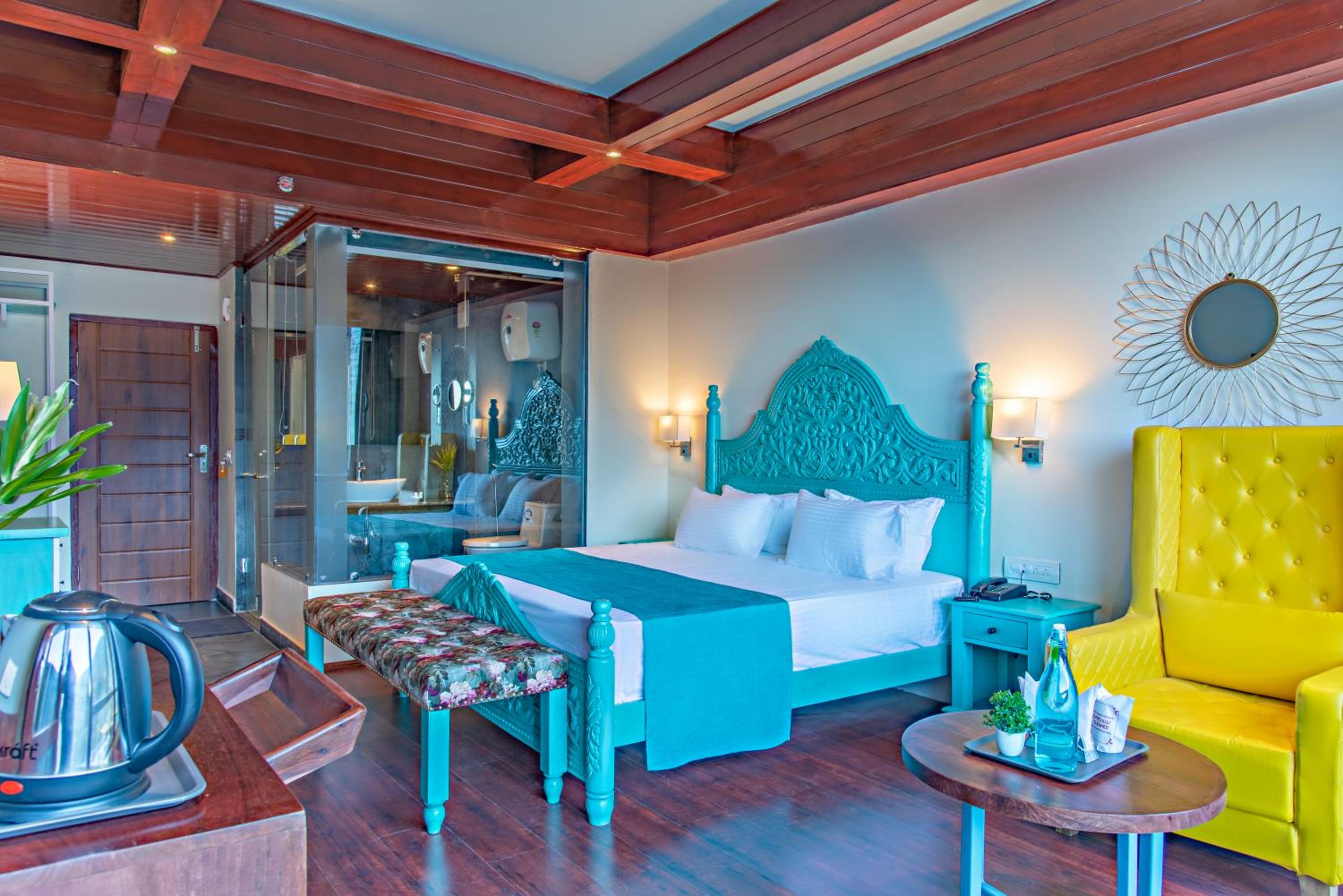 King Room with Balcony photo 2