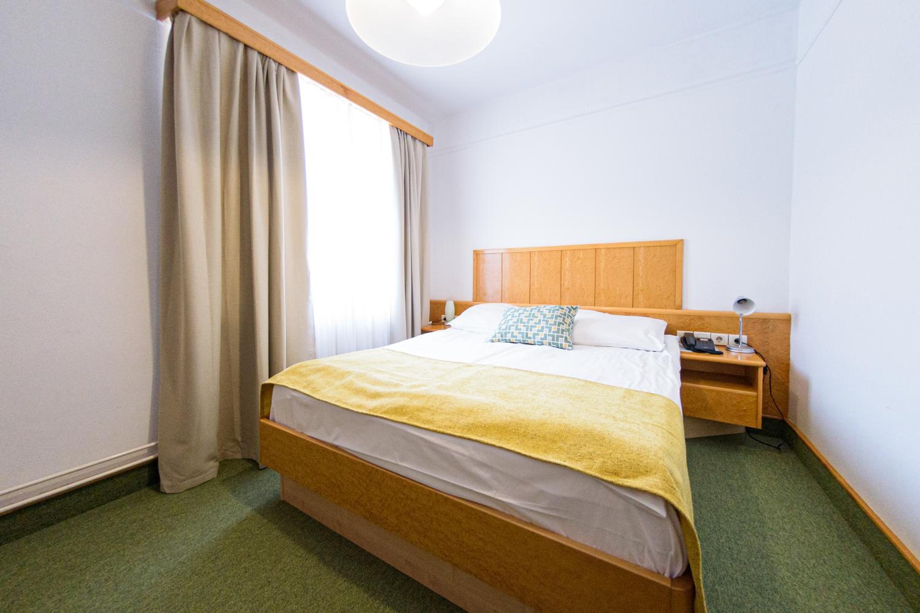 Economy Double Room - Photo 2