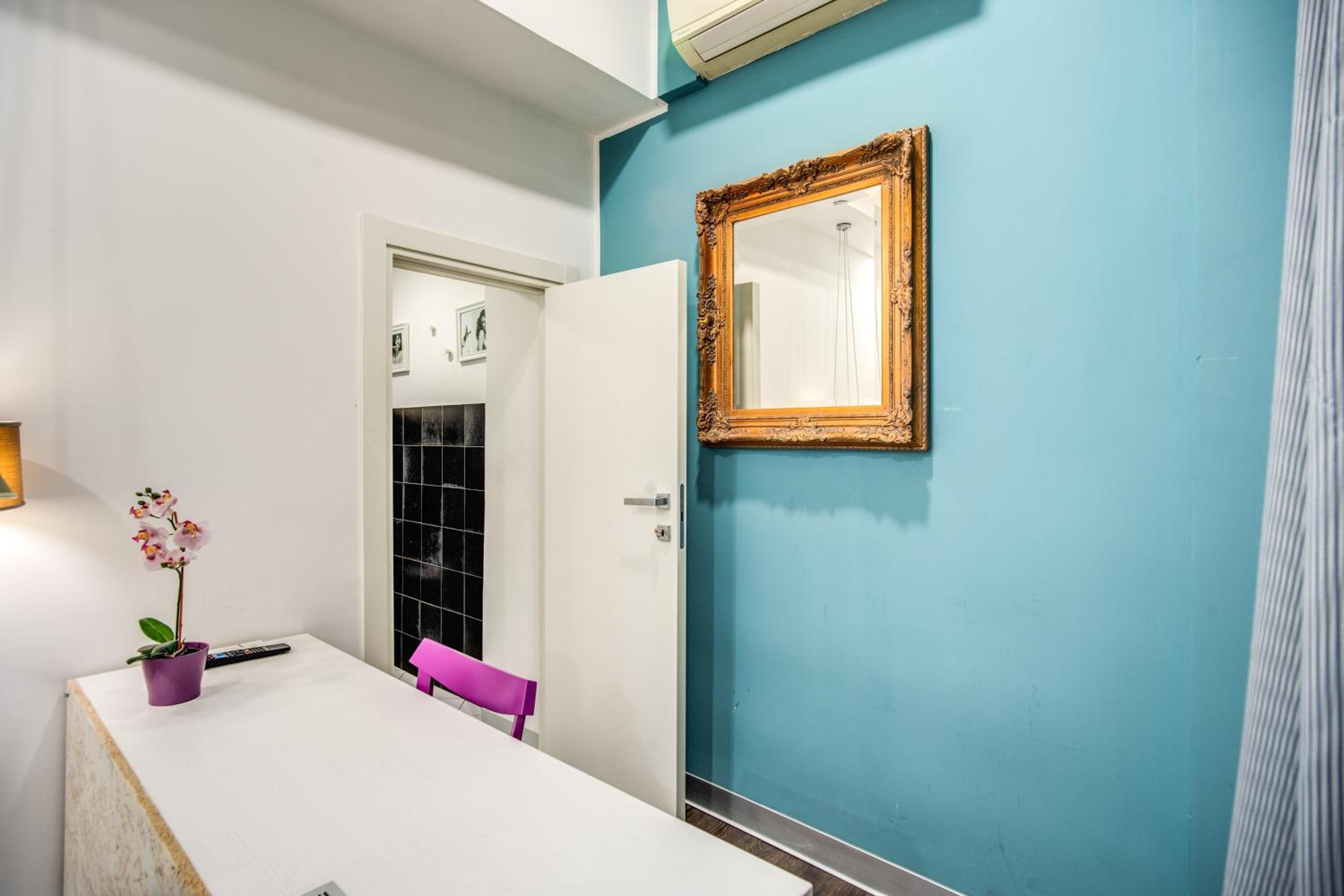Single Room photo 2