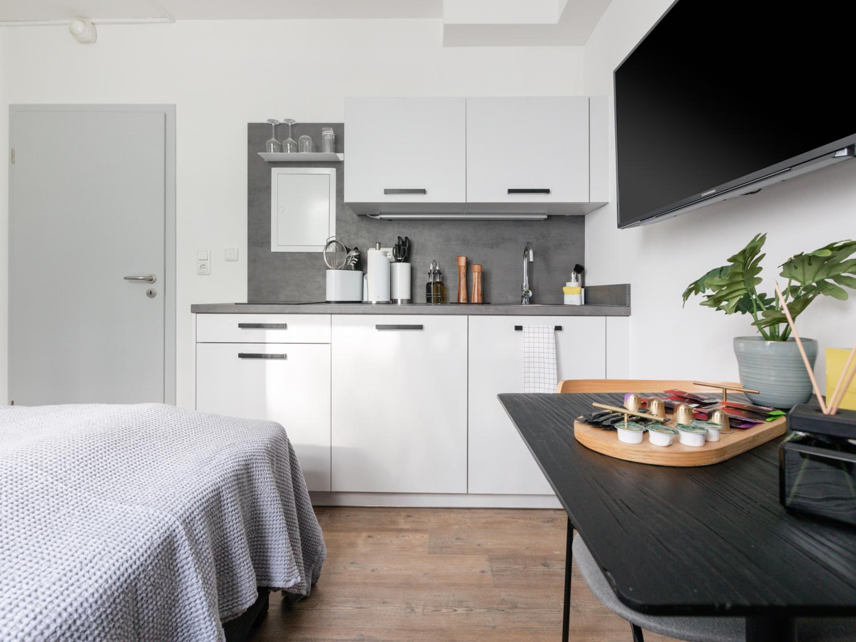 Suite S (Ground floor & Basement) - Photo 4