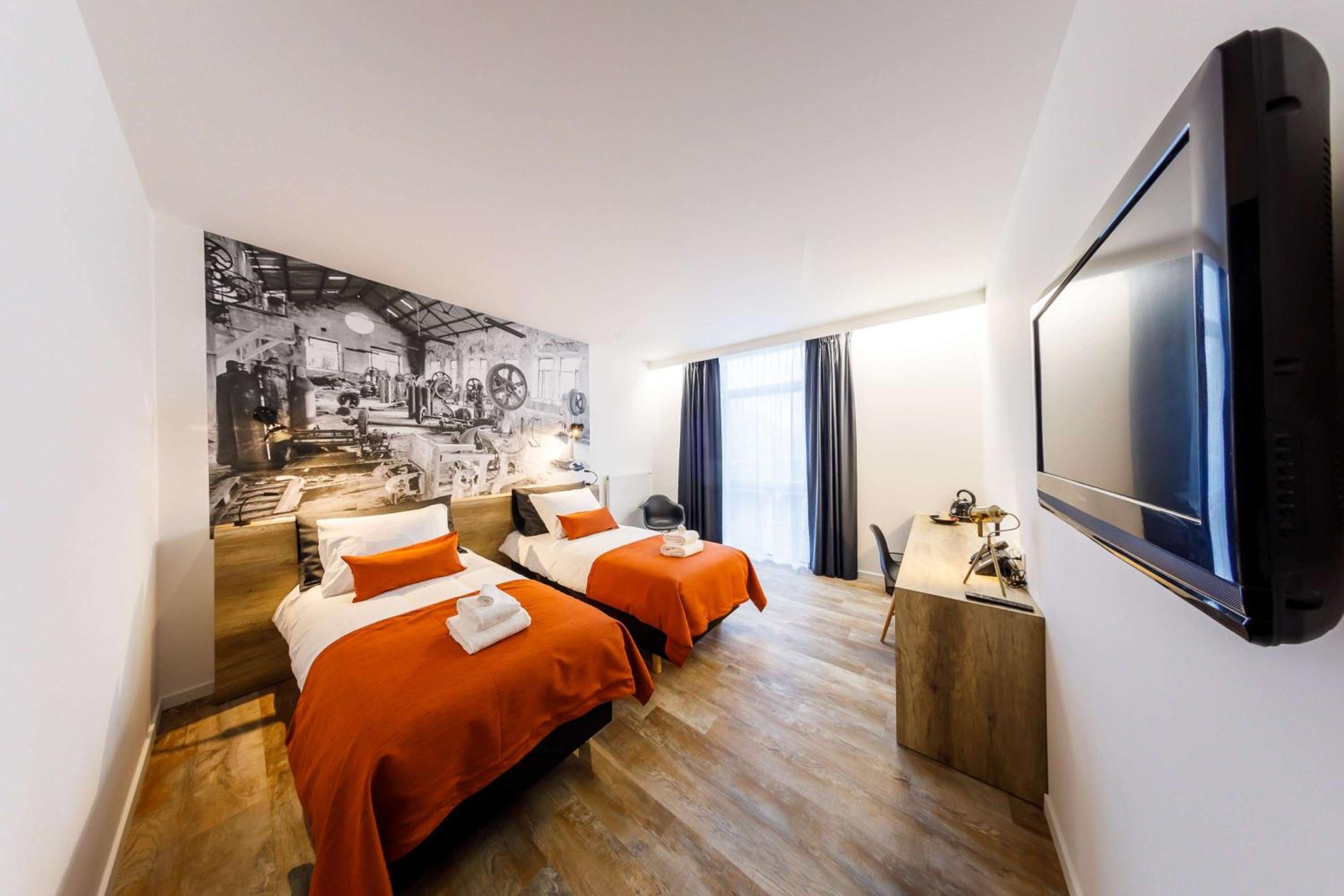 Comfort Twin Room - Photo 2
