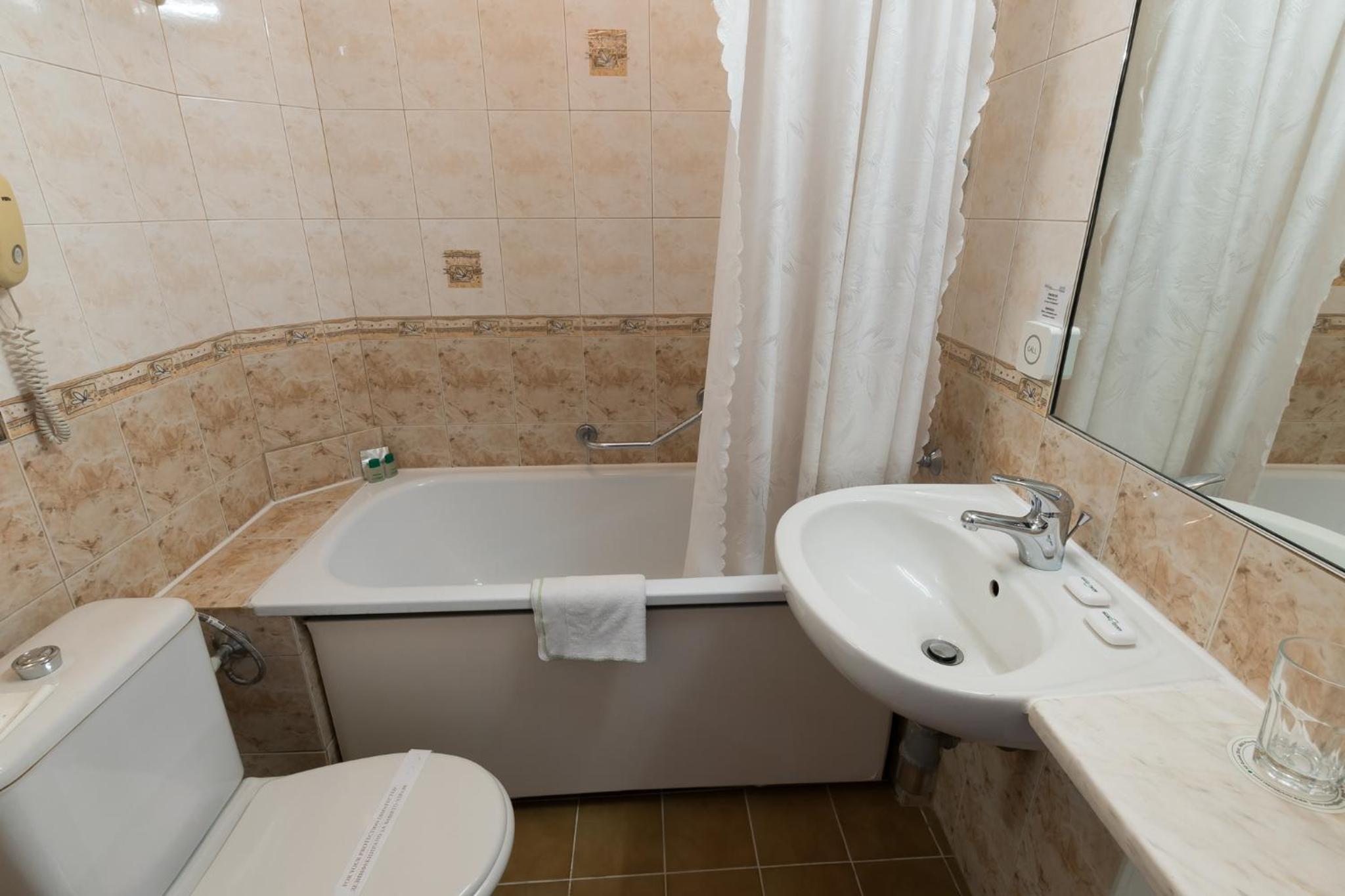 Single Room photo 3
