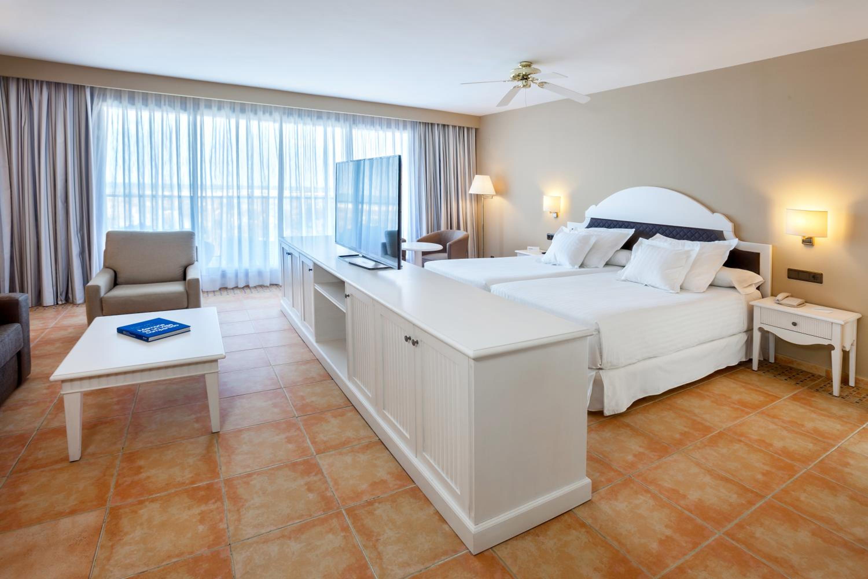 Deluxe Double Room - Photo 1