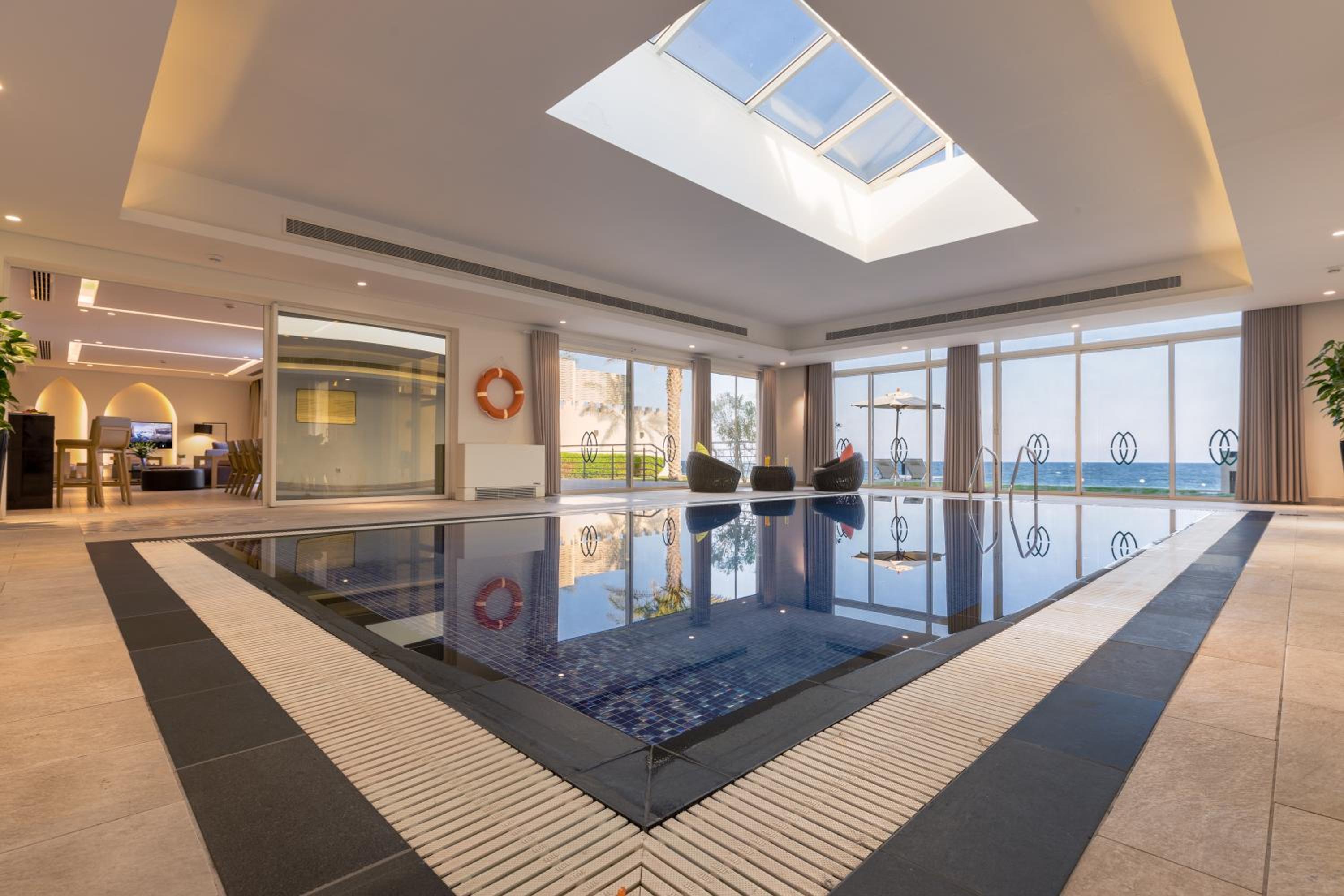 Royal Villa with Private Pool - Families Only photo 2