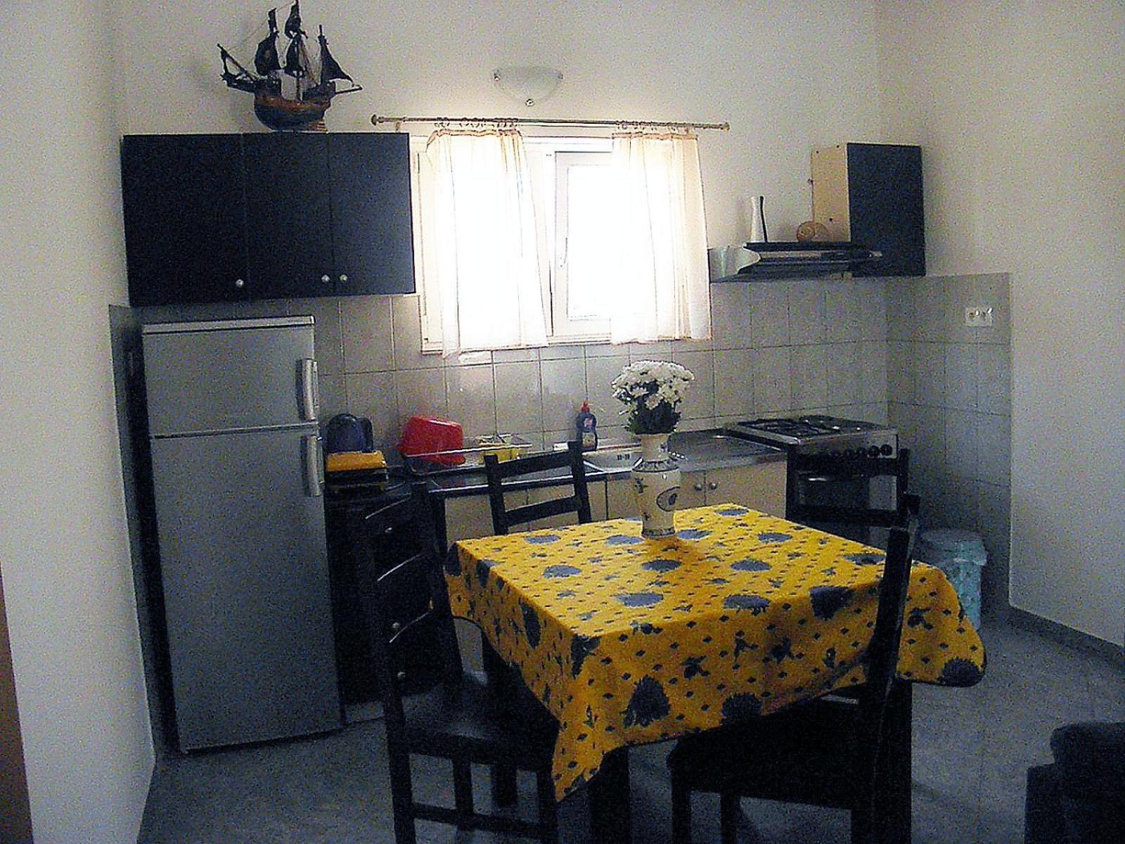 Apartment with Balcony - Photo 21