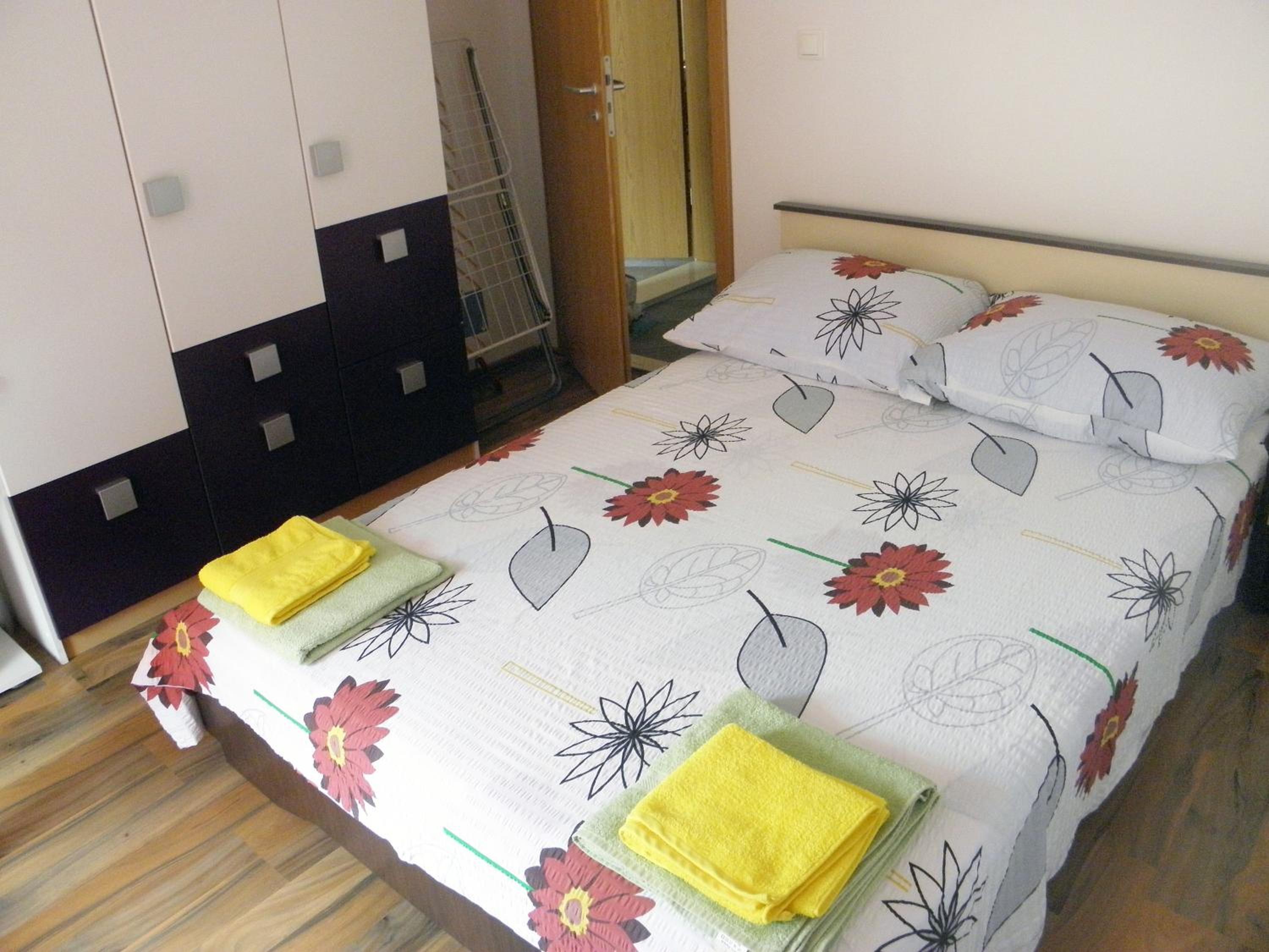 Apartment with Balcony - Photo 1