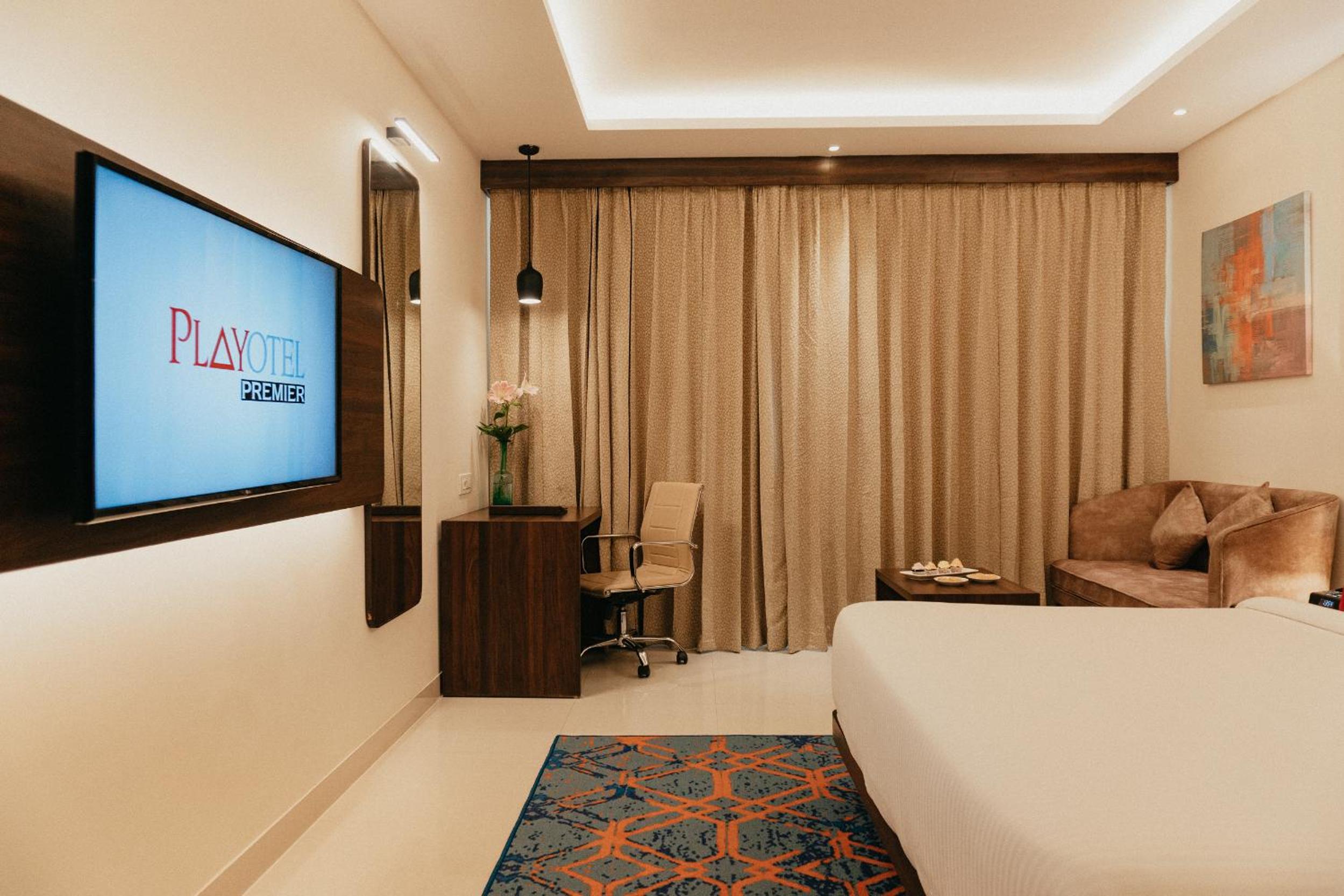 Deluxe Double Room - Photo 1